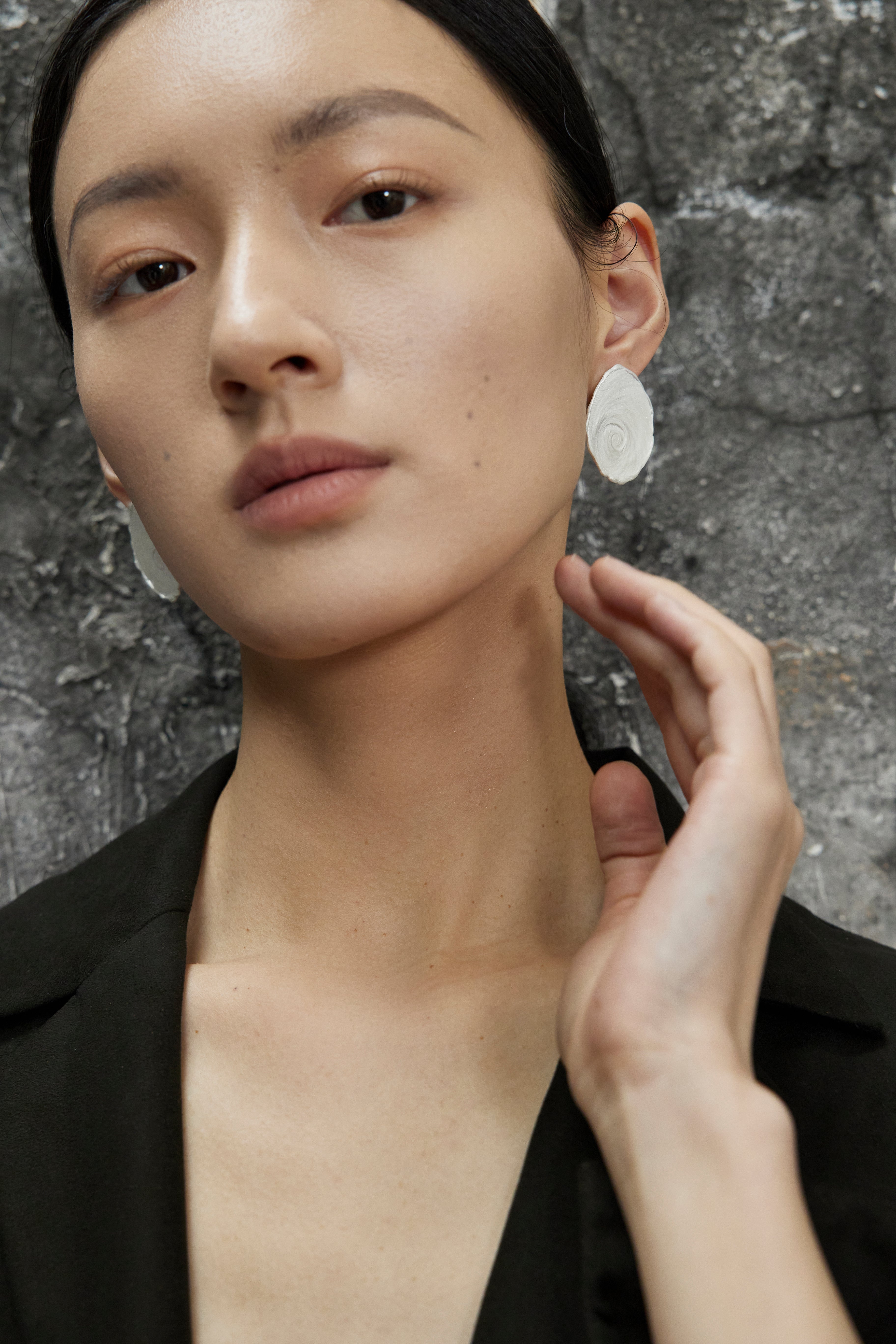 Shell Stone Earrings