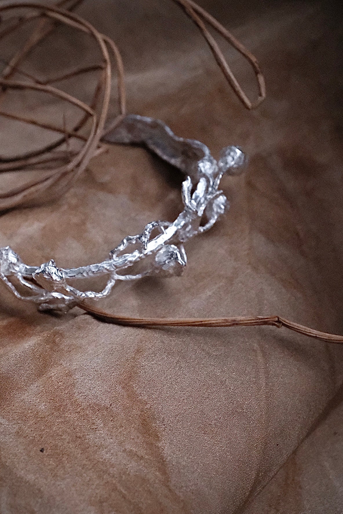 Shadow Bell Vine Bangle