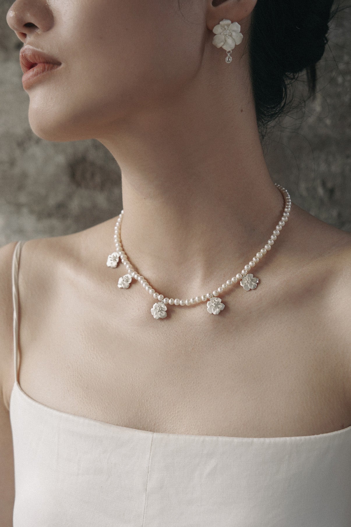 Shadow Weave Pearl Chain