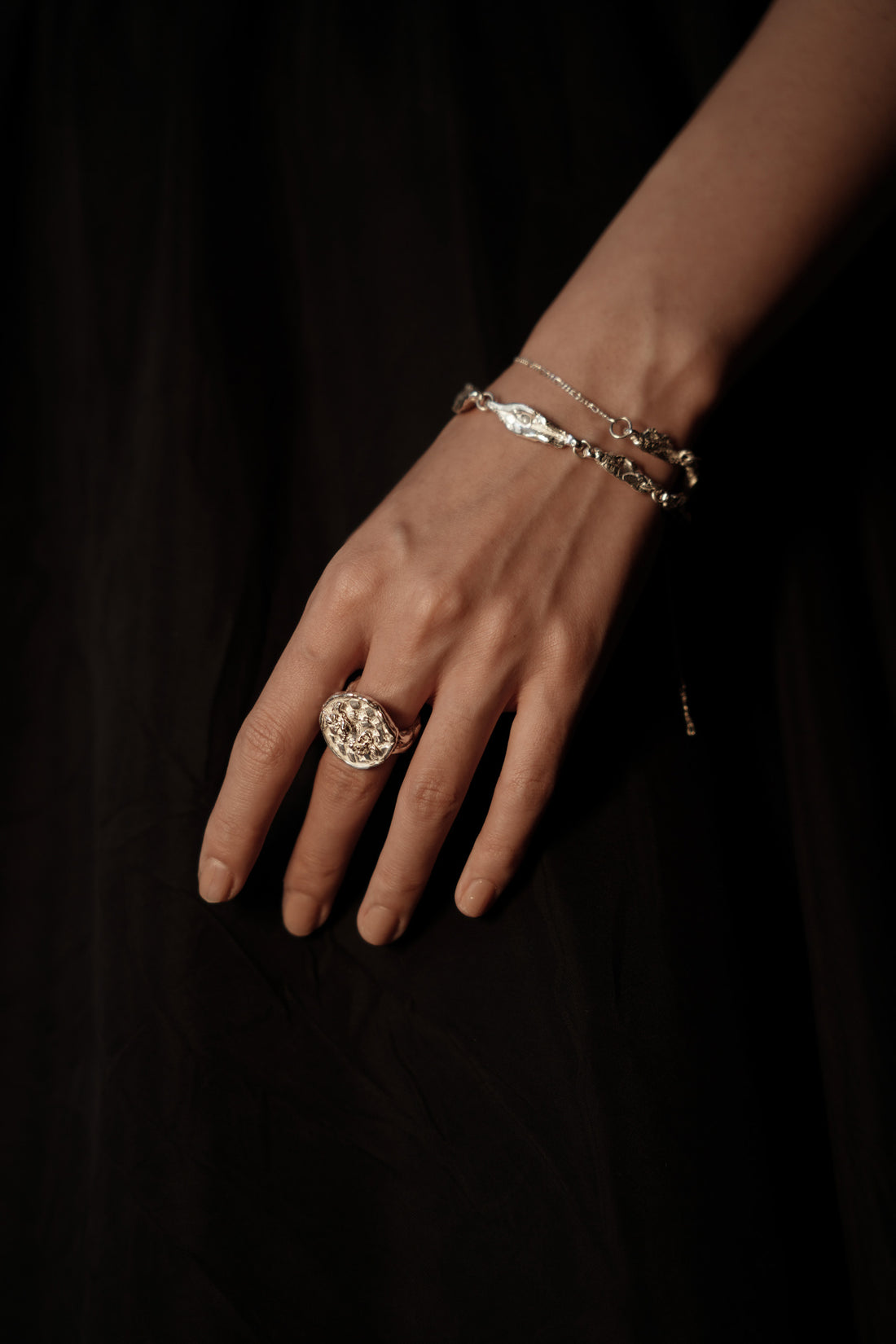 Iris Disk Ring