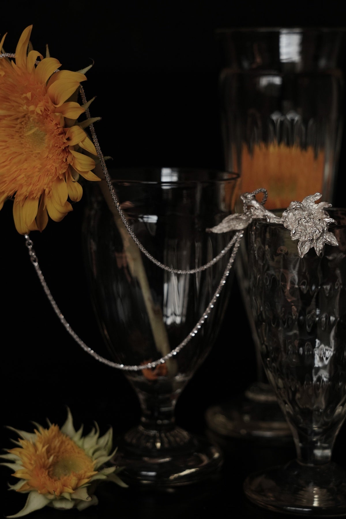 Upside-Down Sun Chain