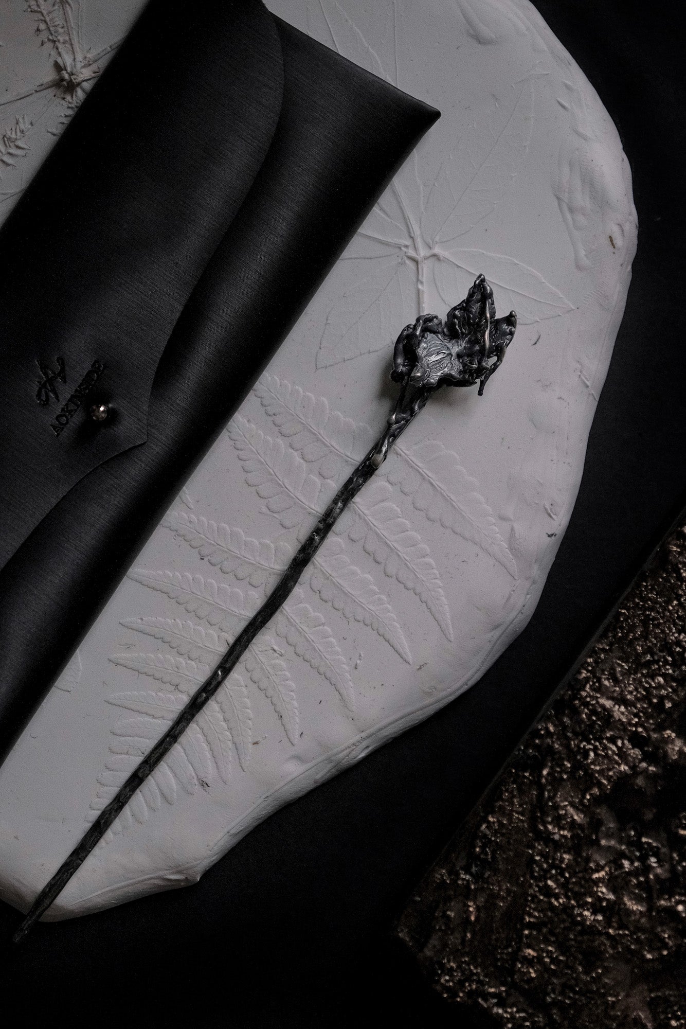 Rain Iris Hairpin