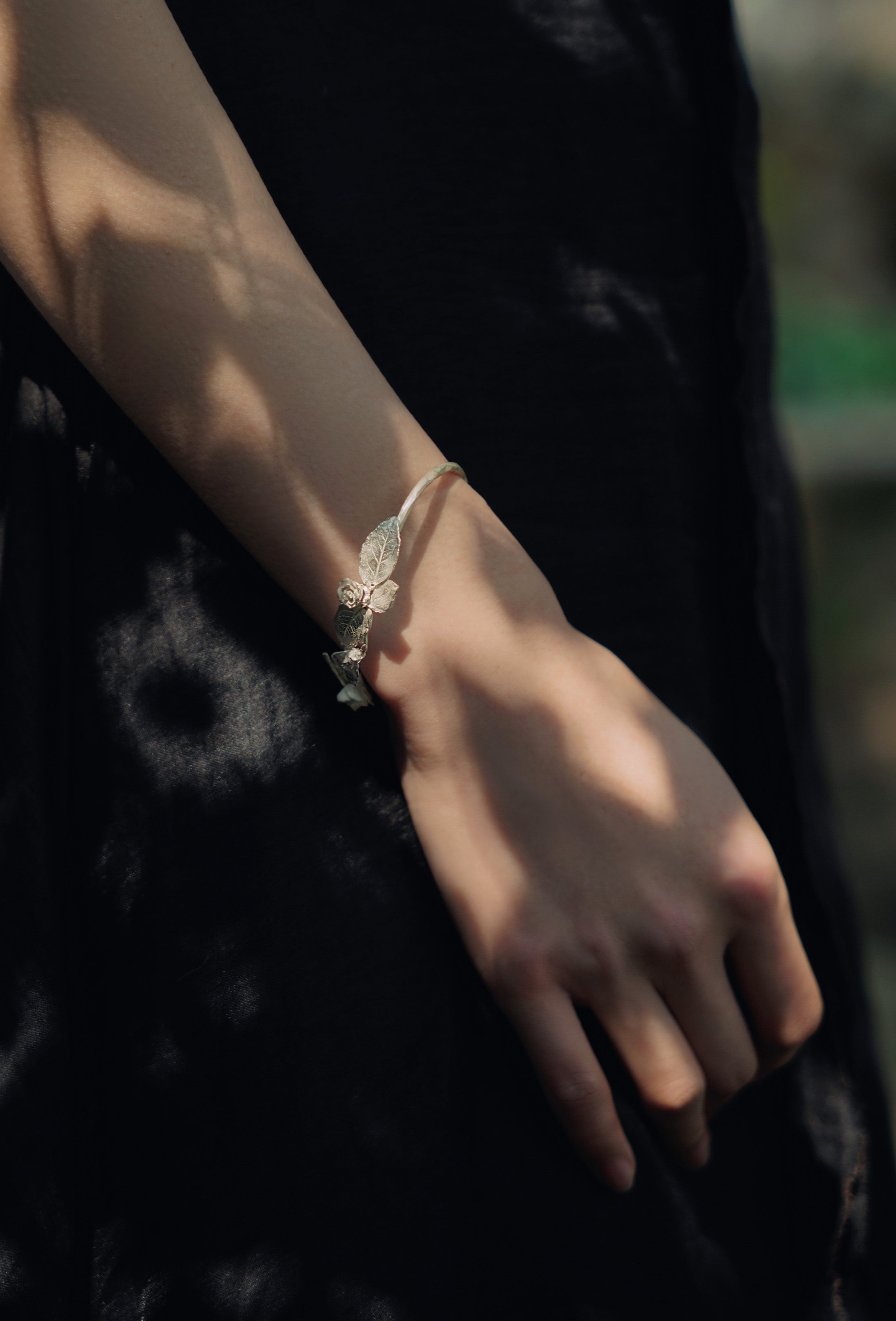 Rose Leaf Court Bangle