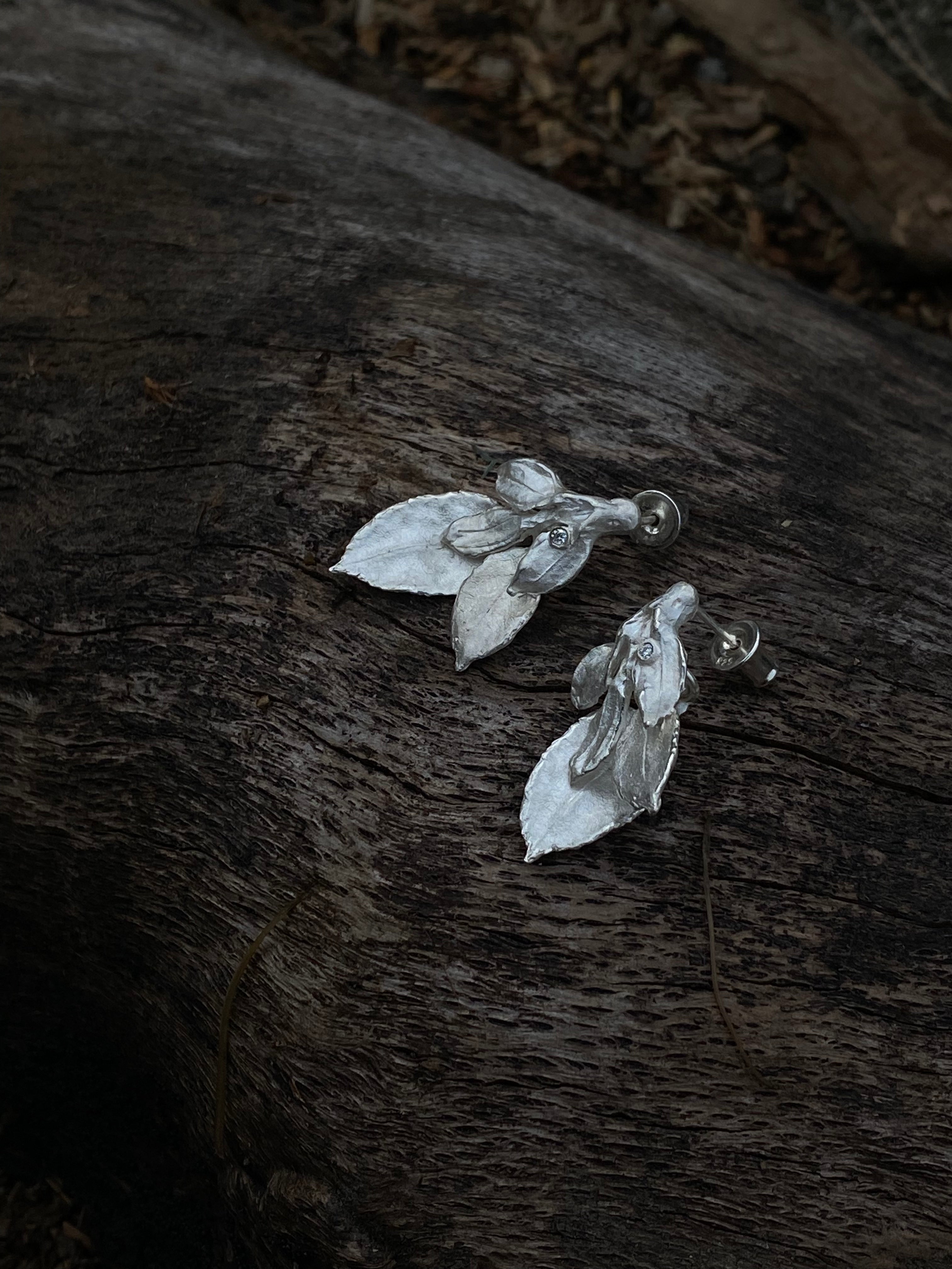 Leaf Flow Earrings (No Tassel)