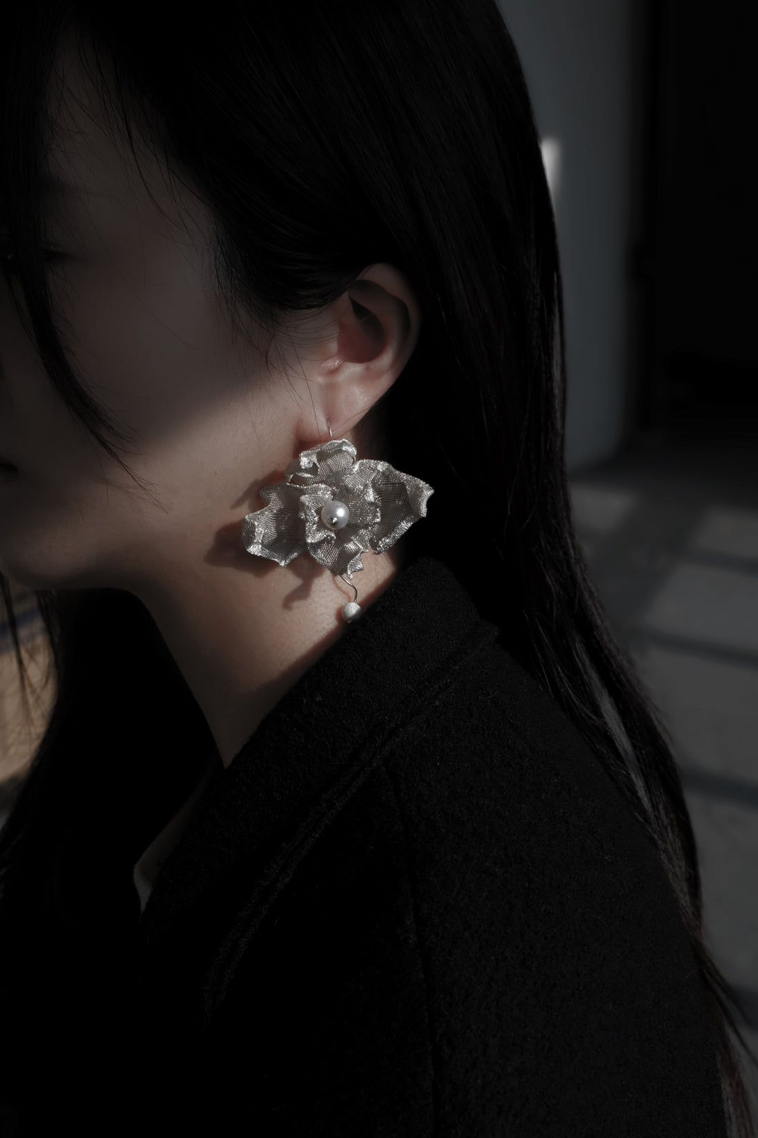 Iris Weave Ear Hook