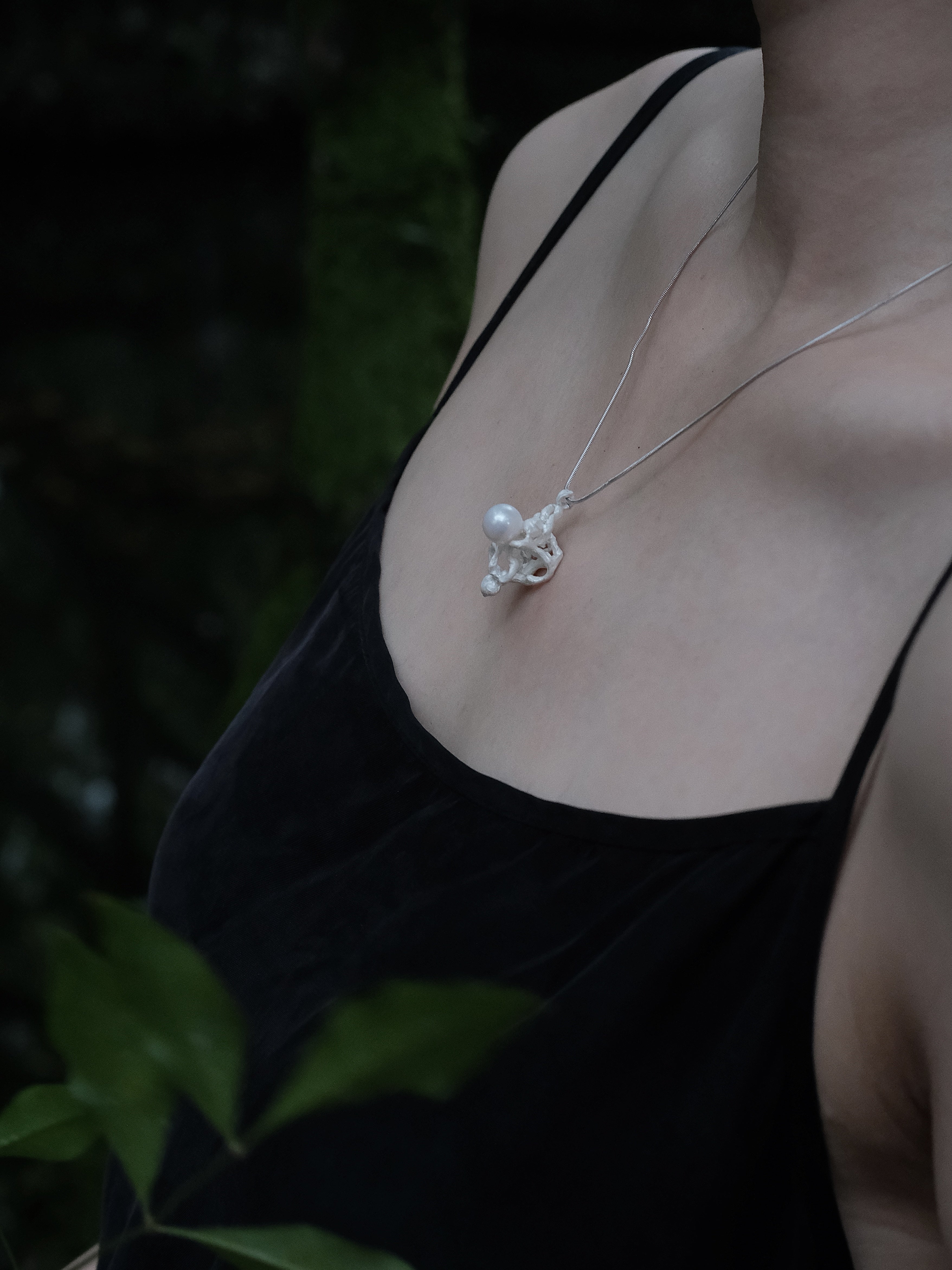 Stream Pearl Necklace