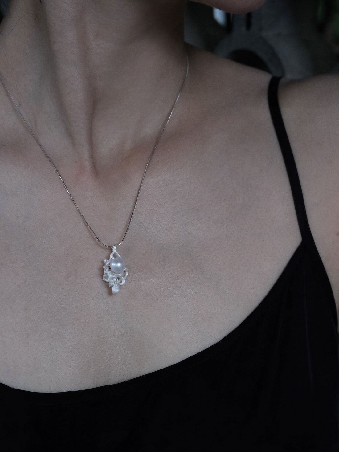 Stream Pearl Necklace