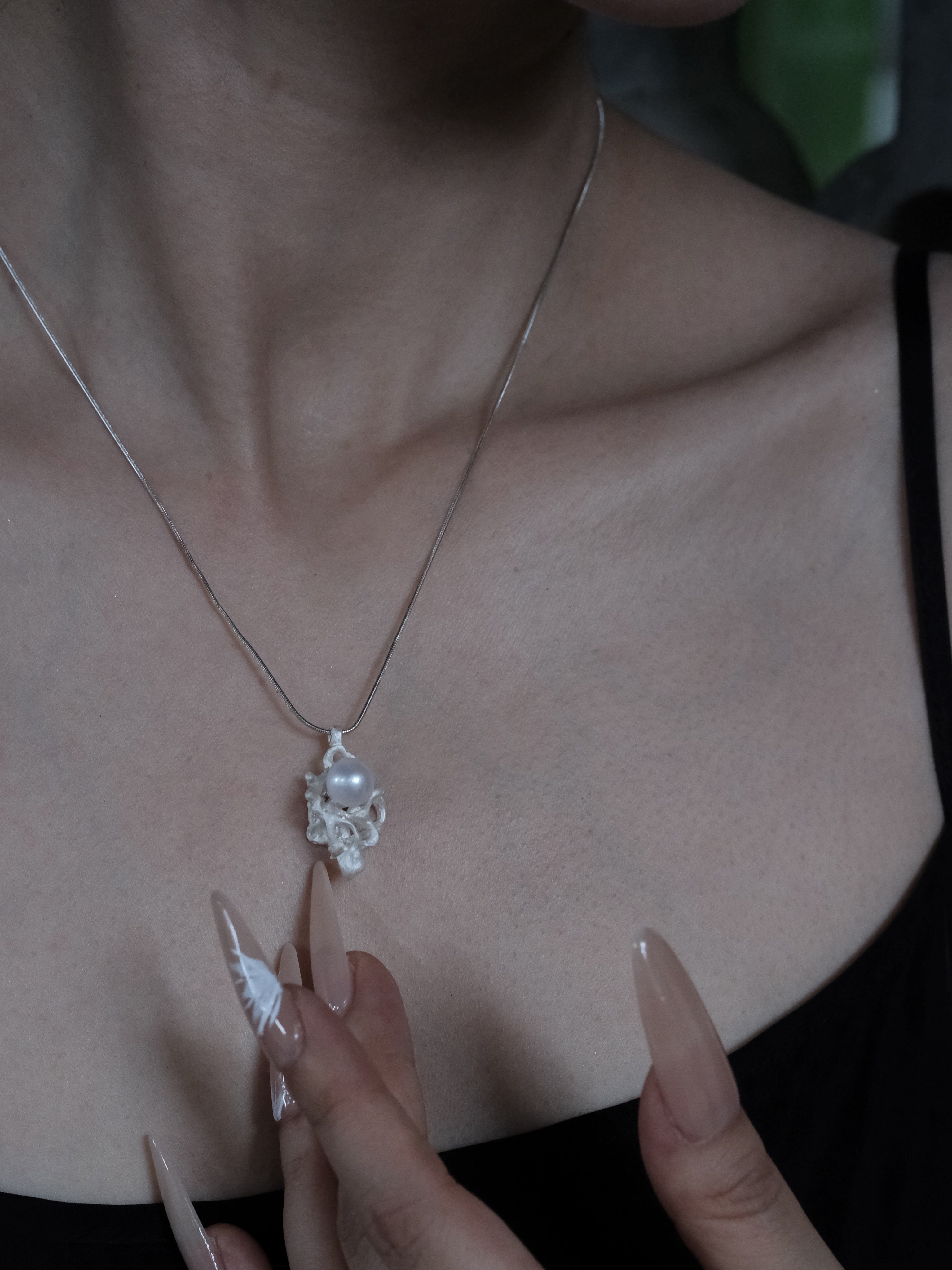 Stream Pearl Necklace
