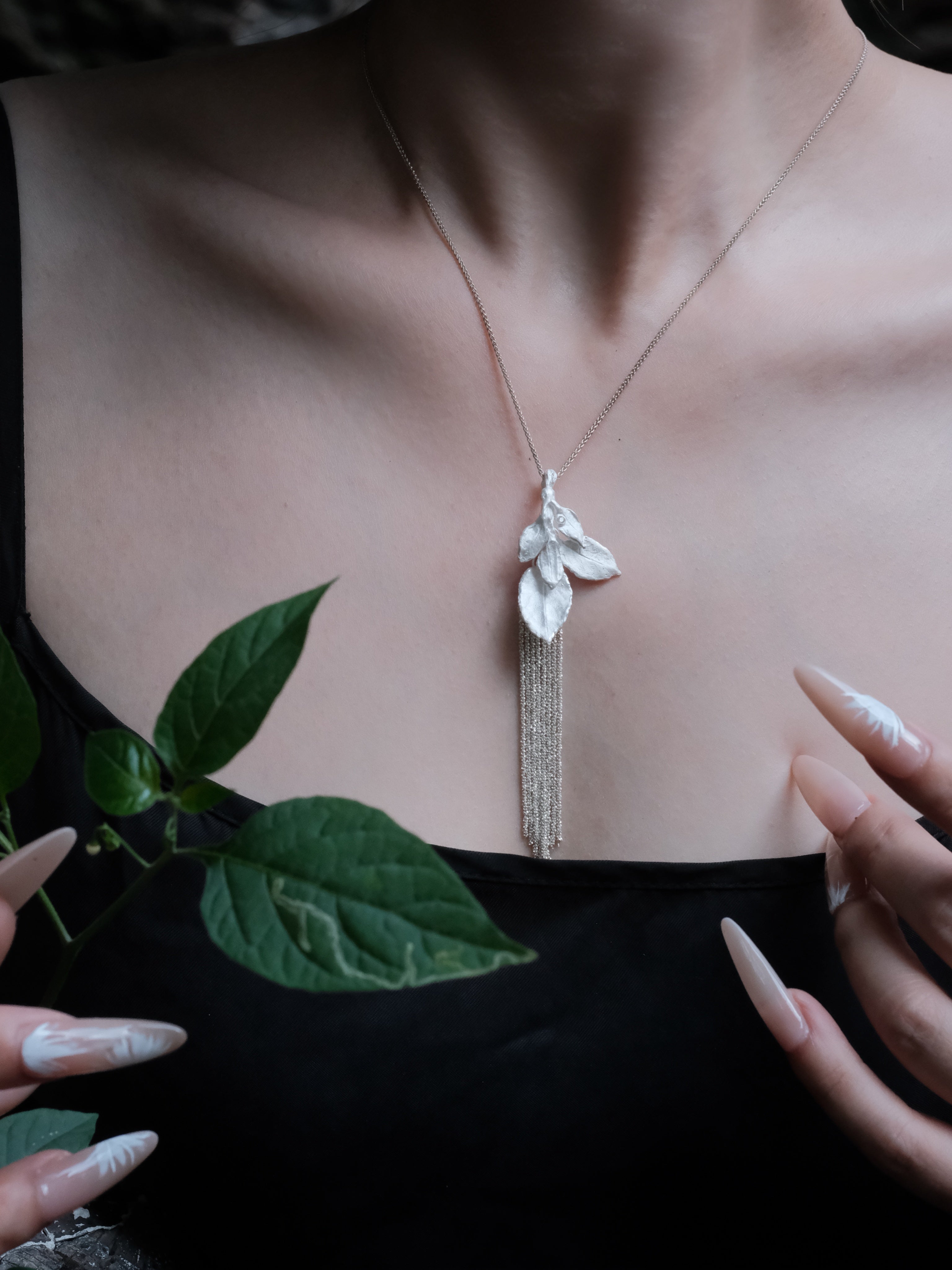 Leaf Flow Necklace