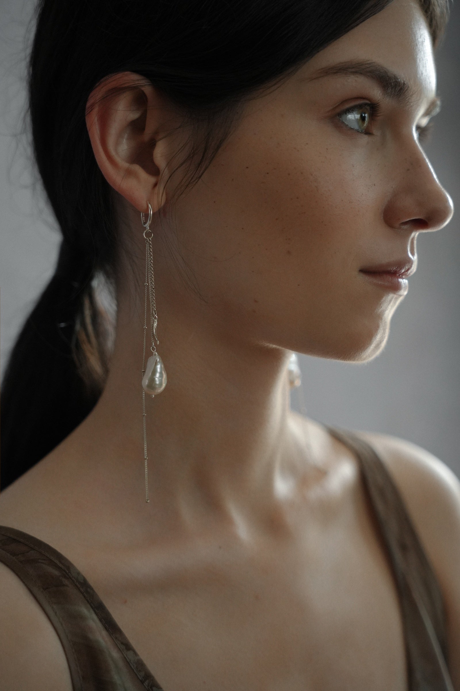 Wave Echo Pearl Earrings