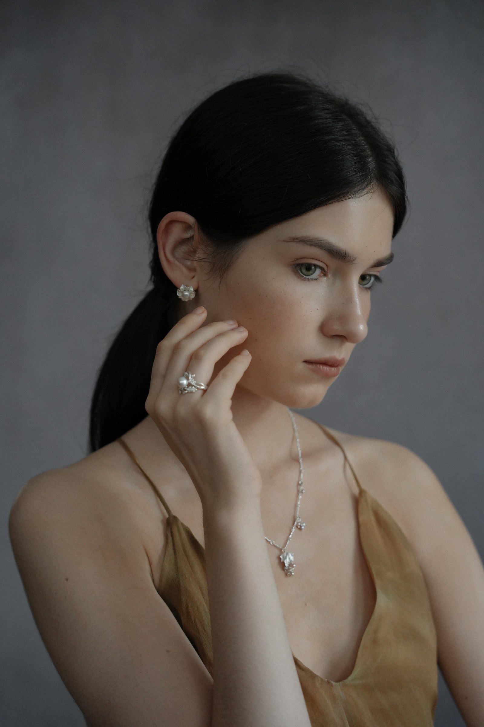Vine Pearl Ring