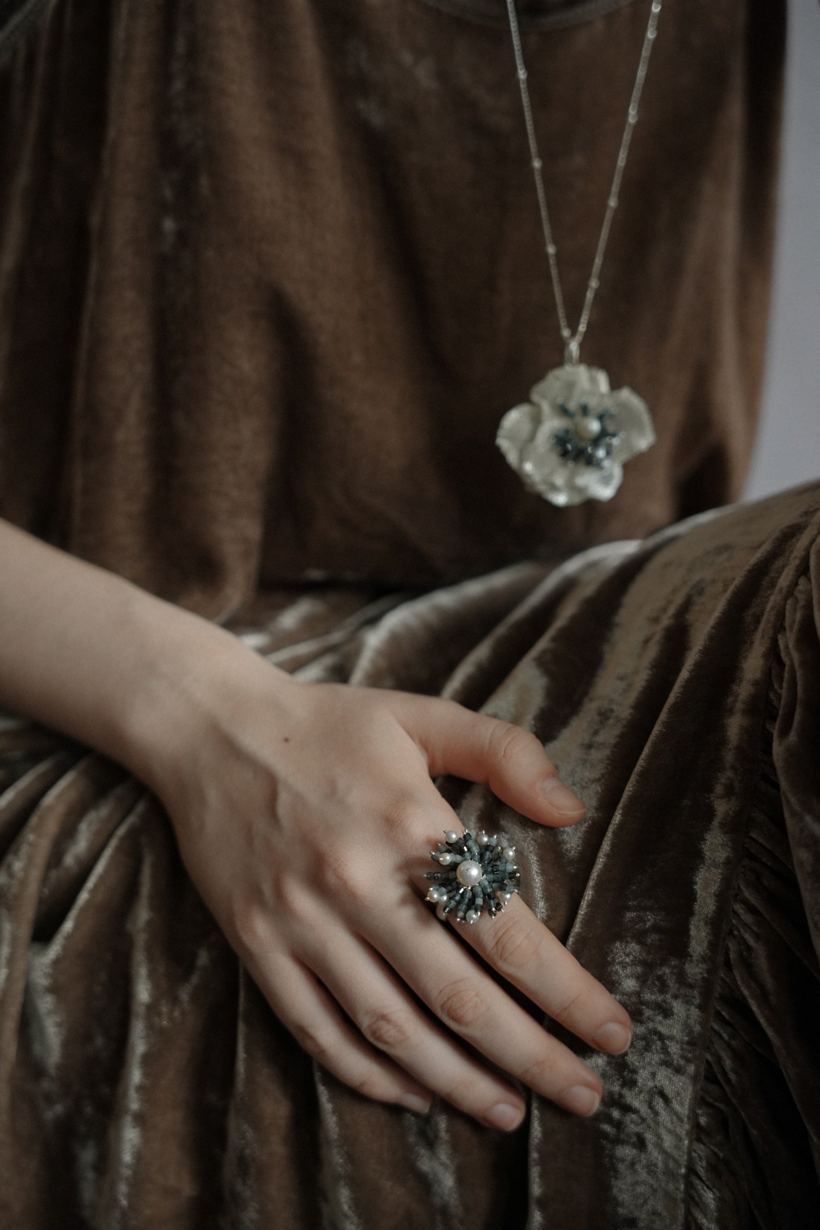 Wave Tassel Pearl Ring