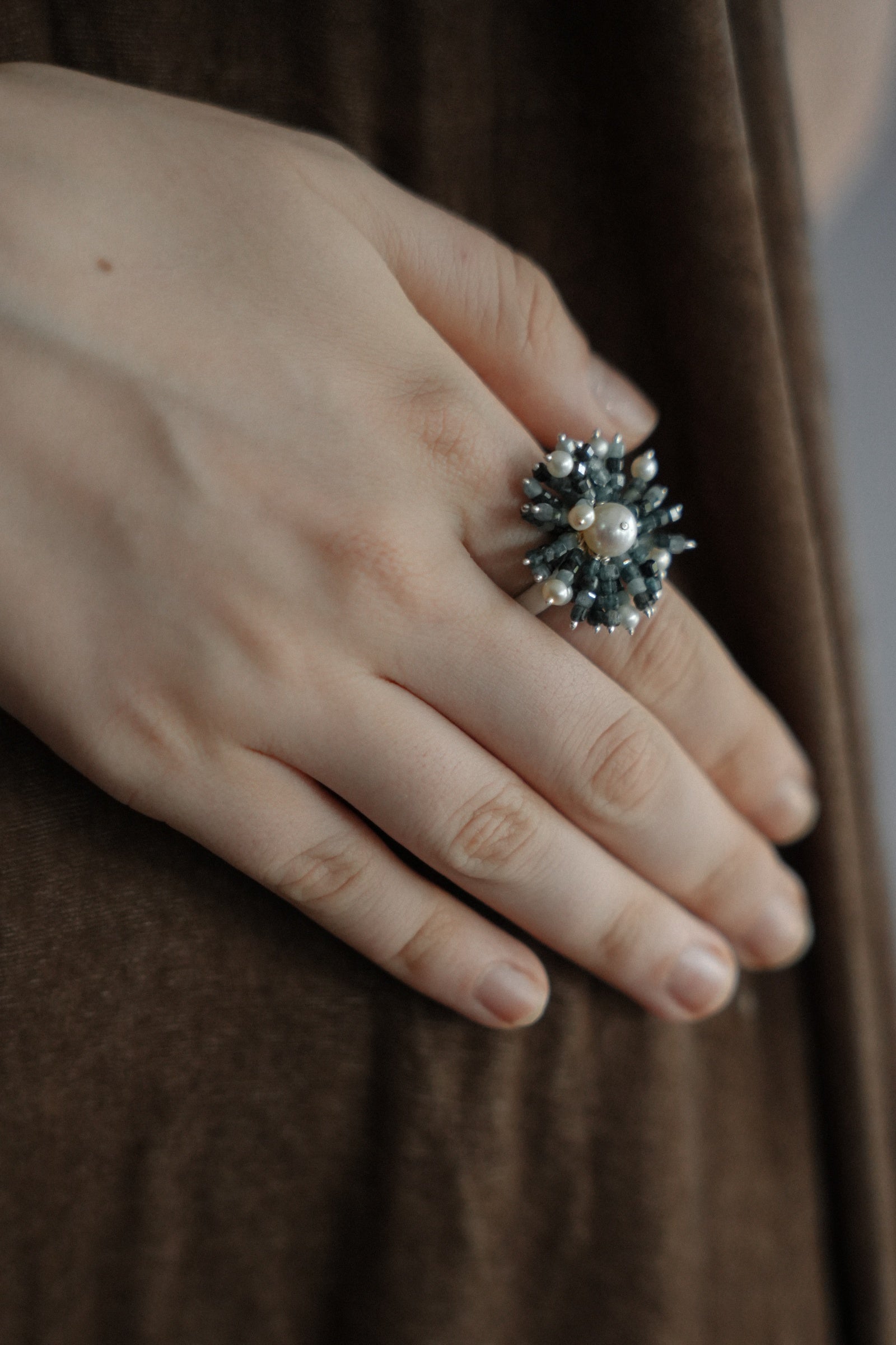 Wave Tassel Pearl Ring