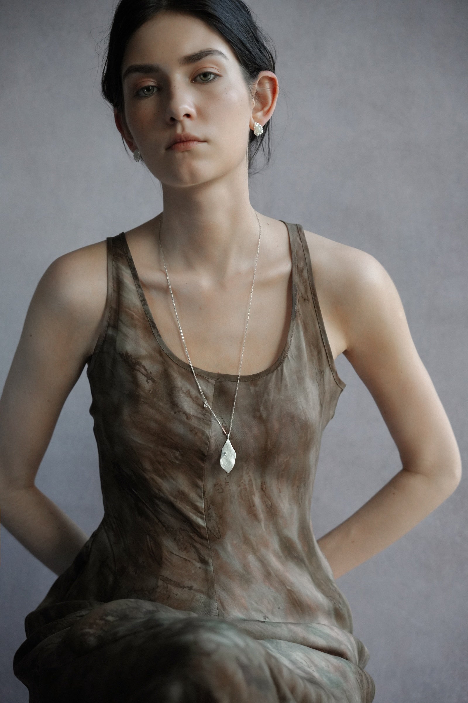 Leaf Edge Necklace