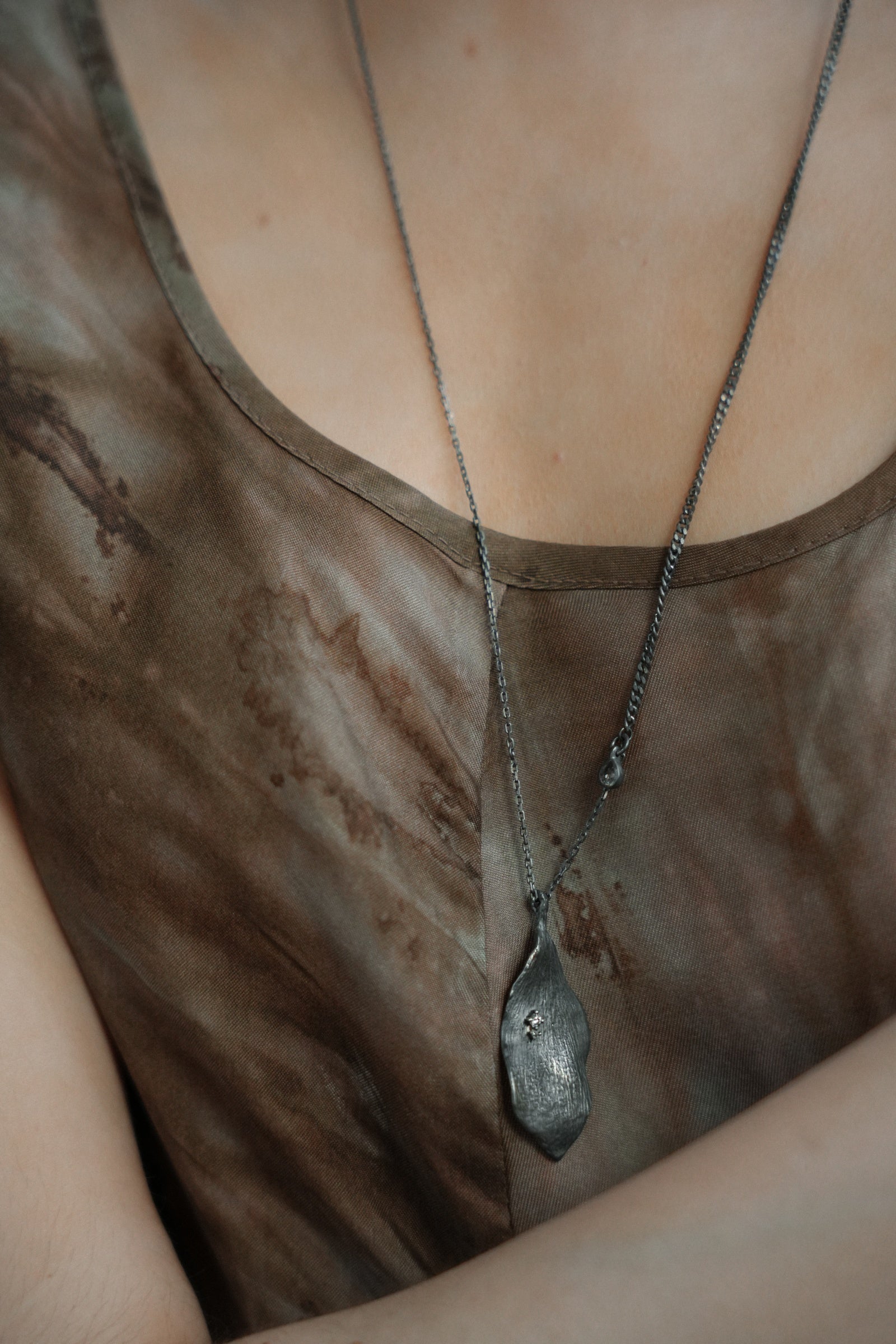 Leaf Edge Necklace