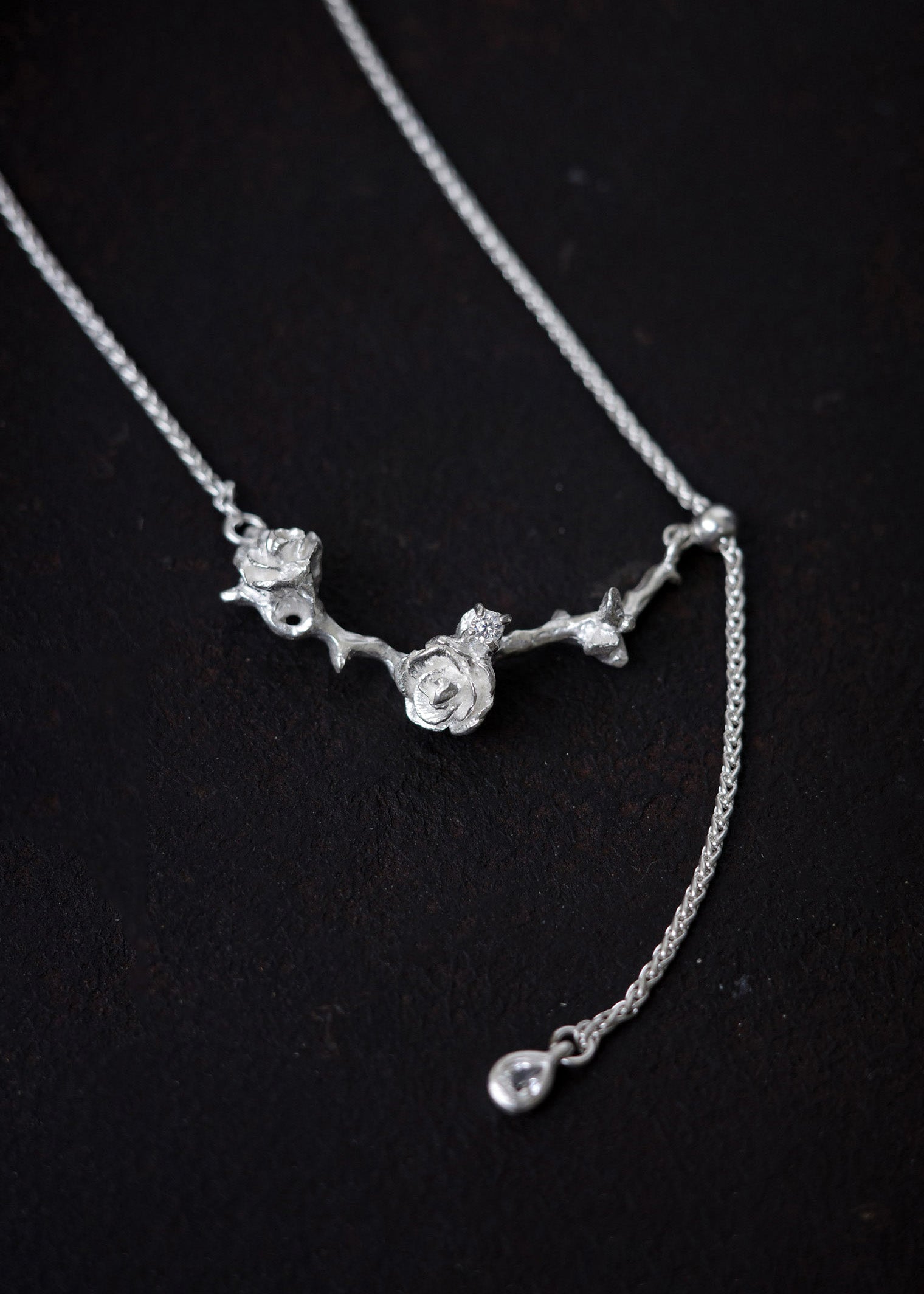 Single Rose Chain