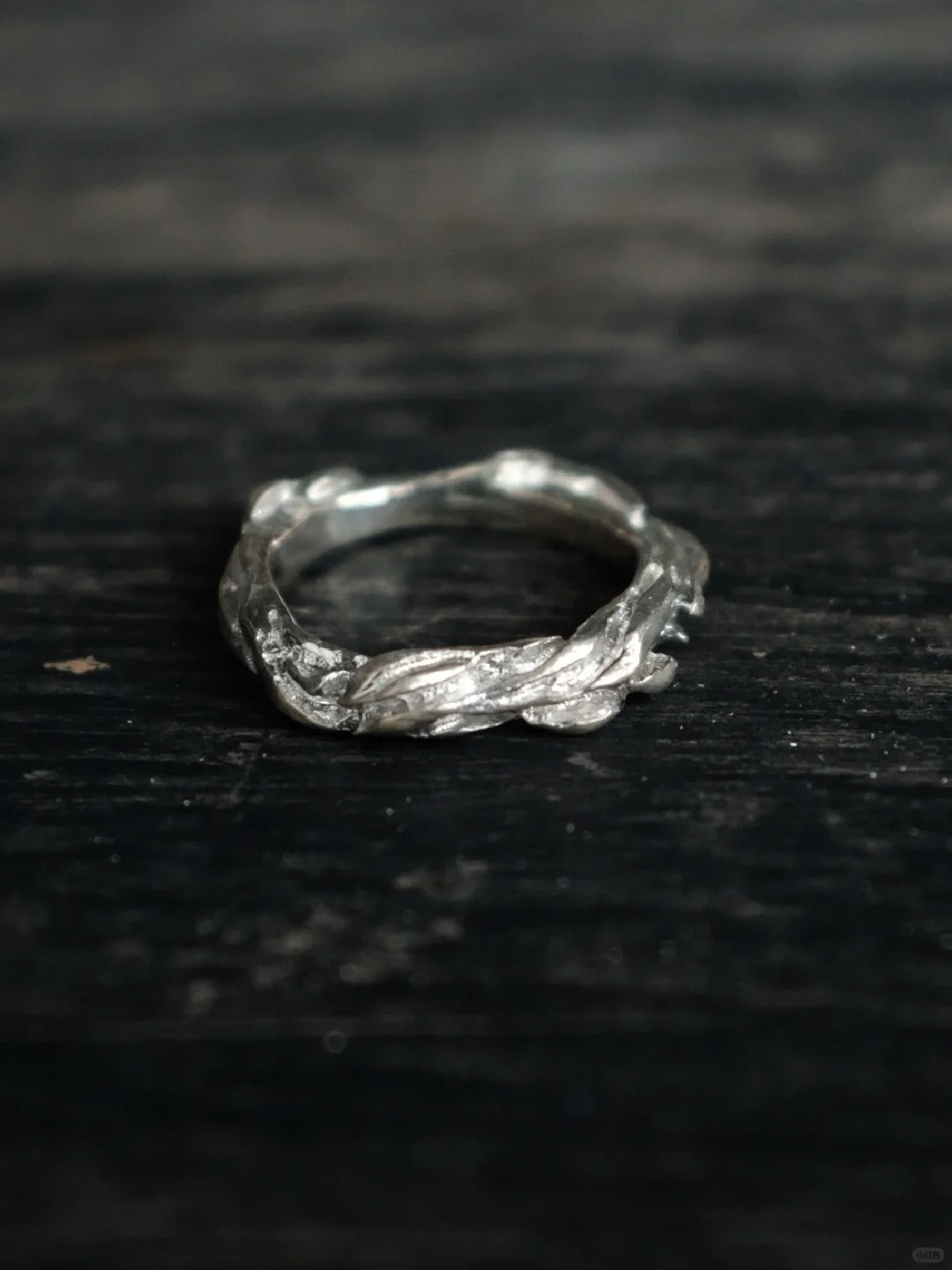 Leaf Stream Ring