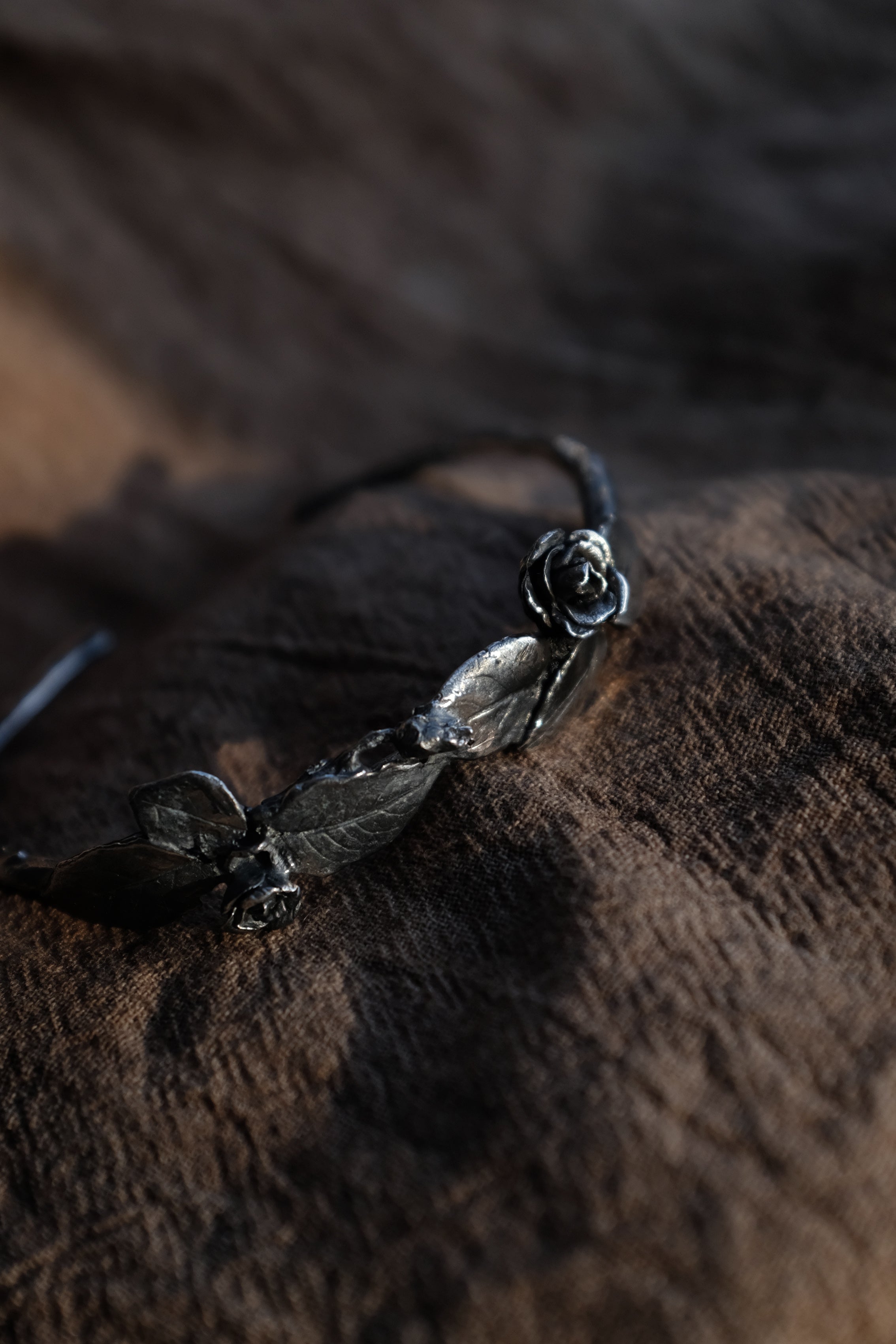 Rose Leaf Court Bangle