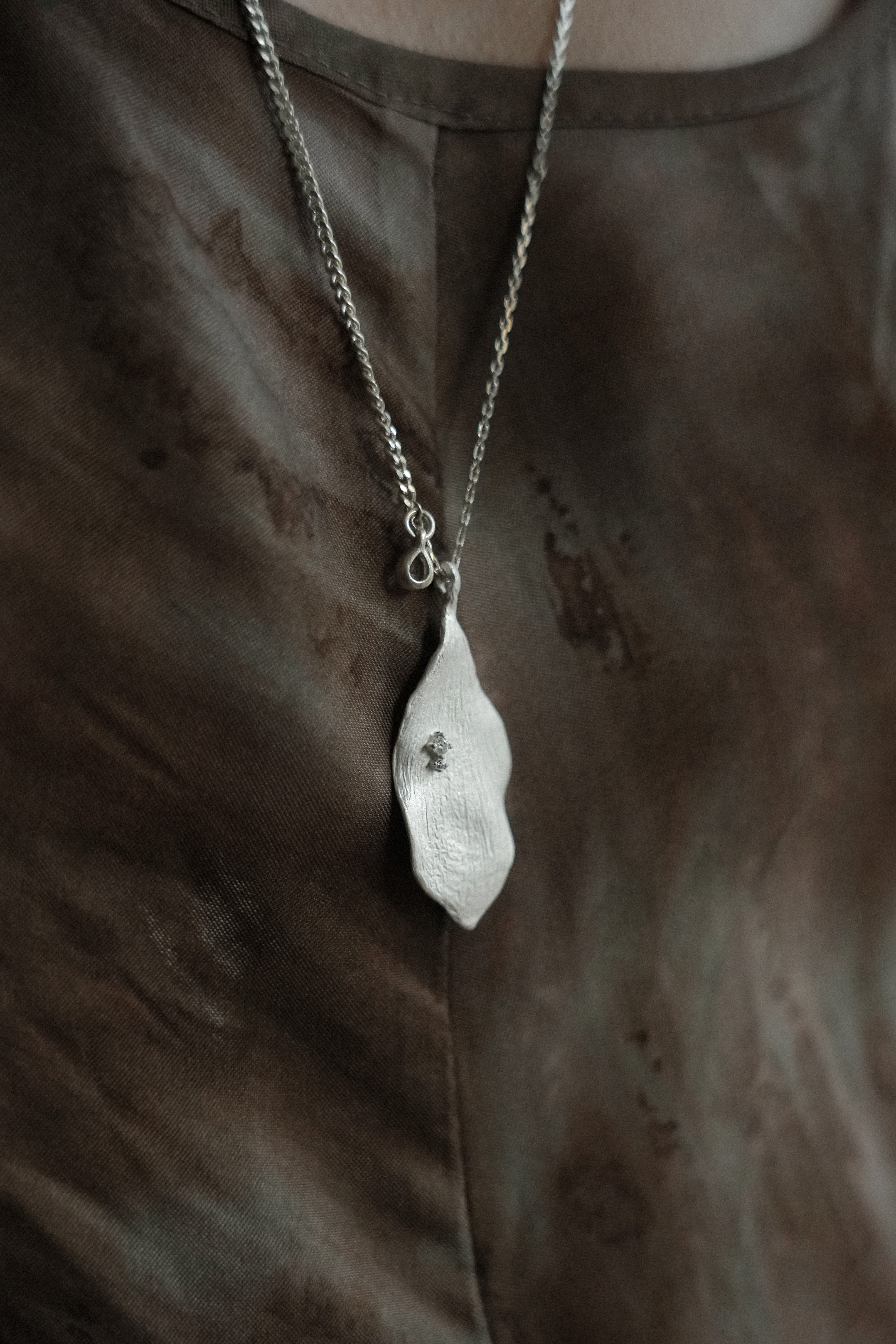 Leaf Edge Necklace