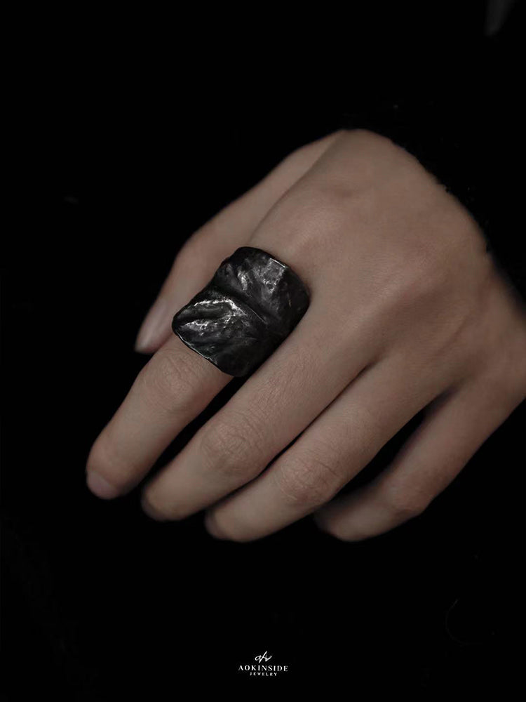 Twisted Leaf Ring