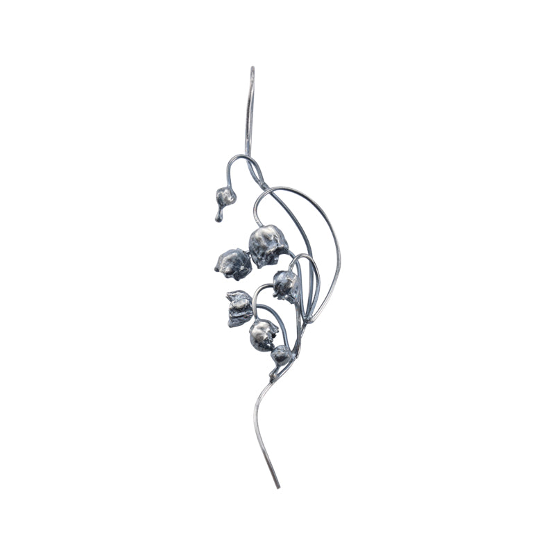 Serene Lilyveil Ear Hook