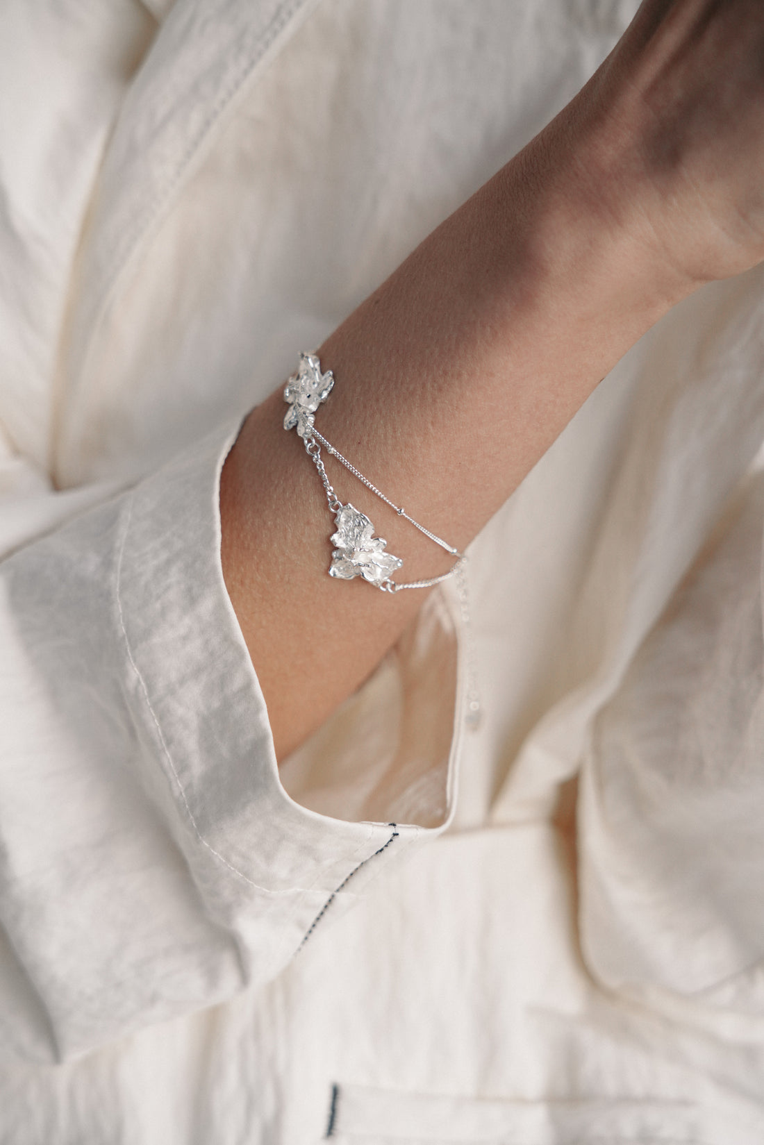 Trace Bloom Bracelet