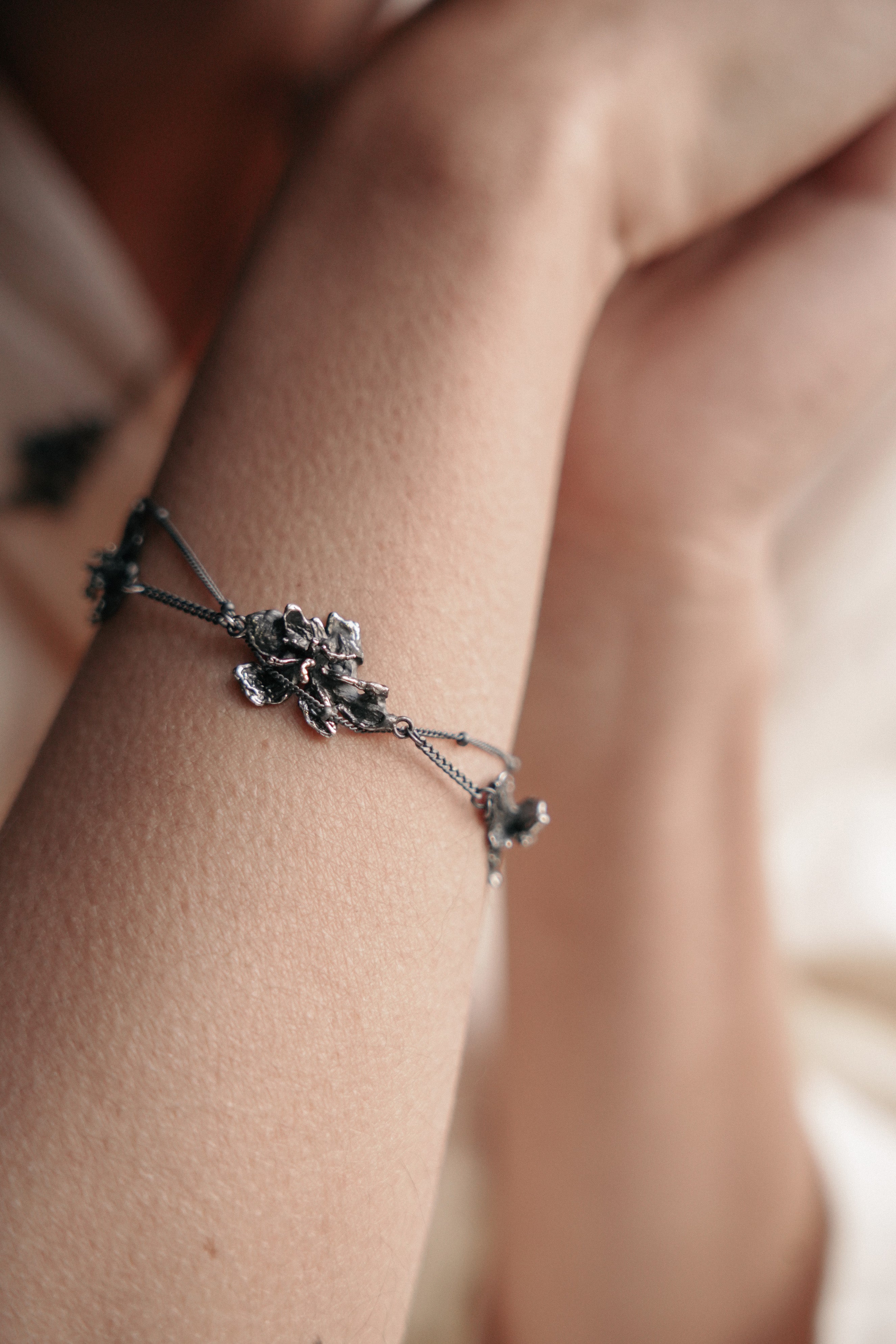 Trace Bloom Bracelet