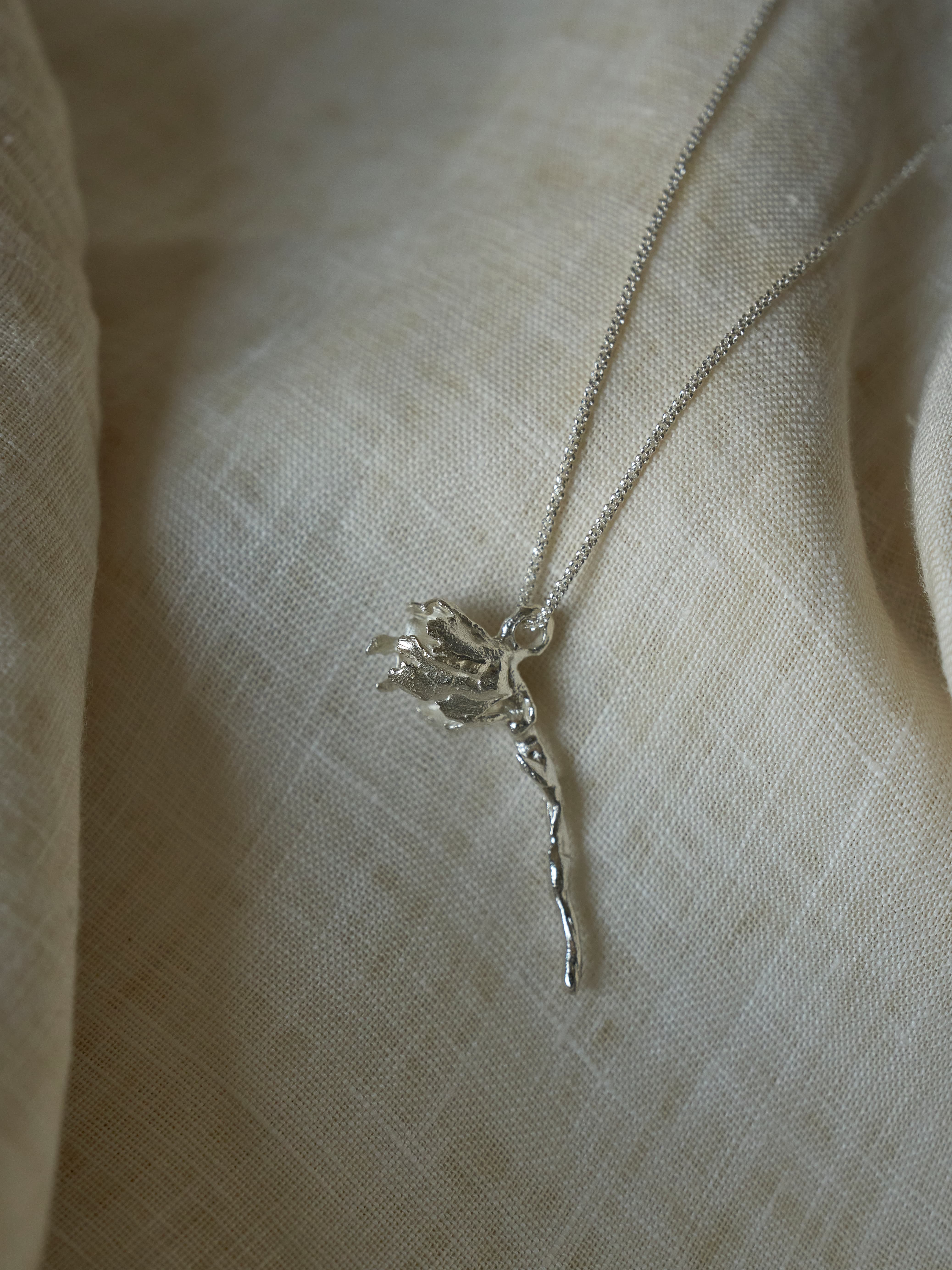 Chill Sky Bloom Necklace