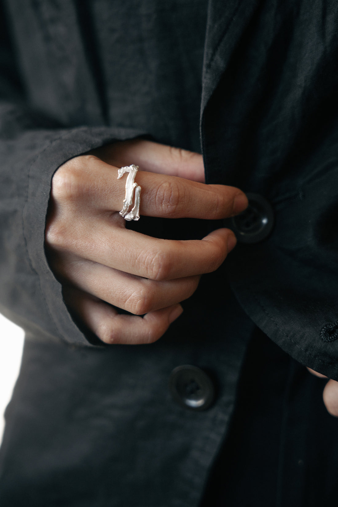 Hidden Branch Ring