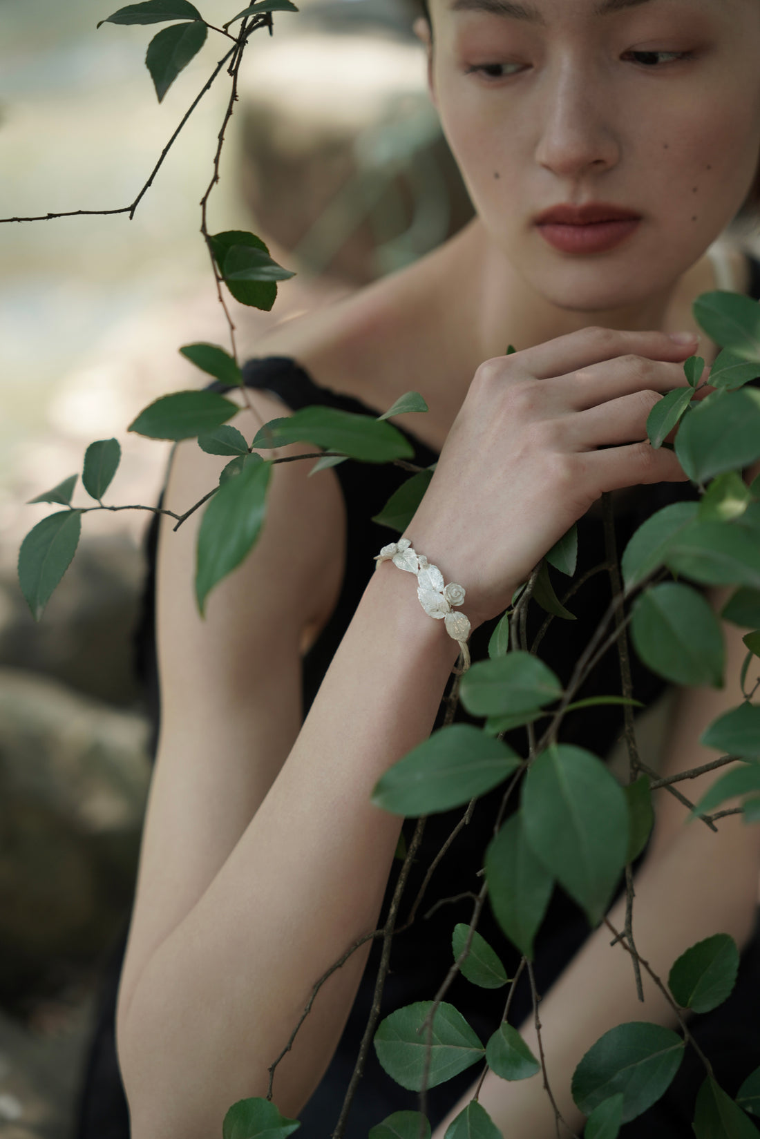 Rose Leaf Court Bangle