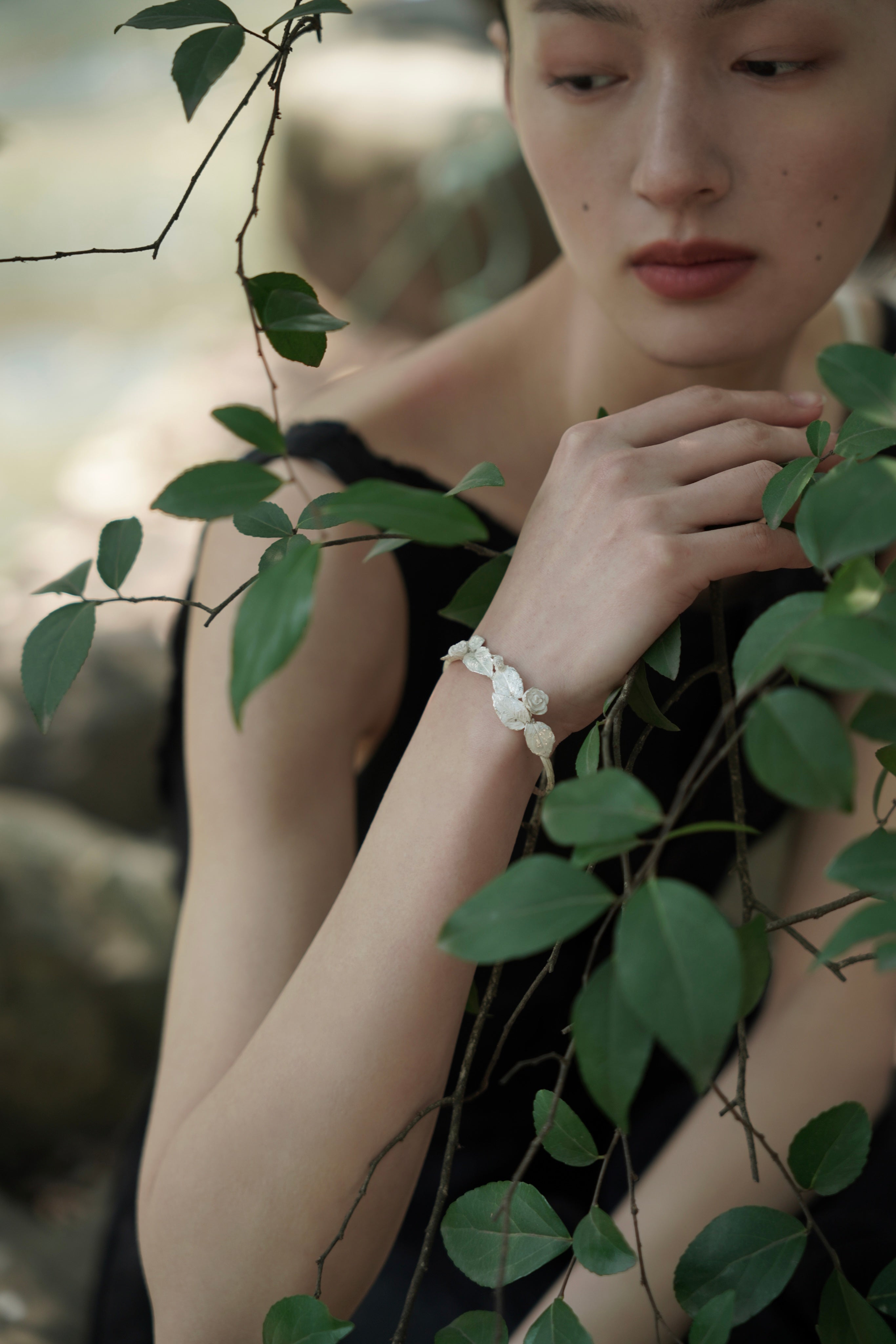Rose Leaf Court Bangle