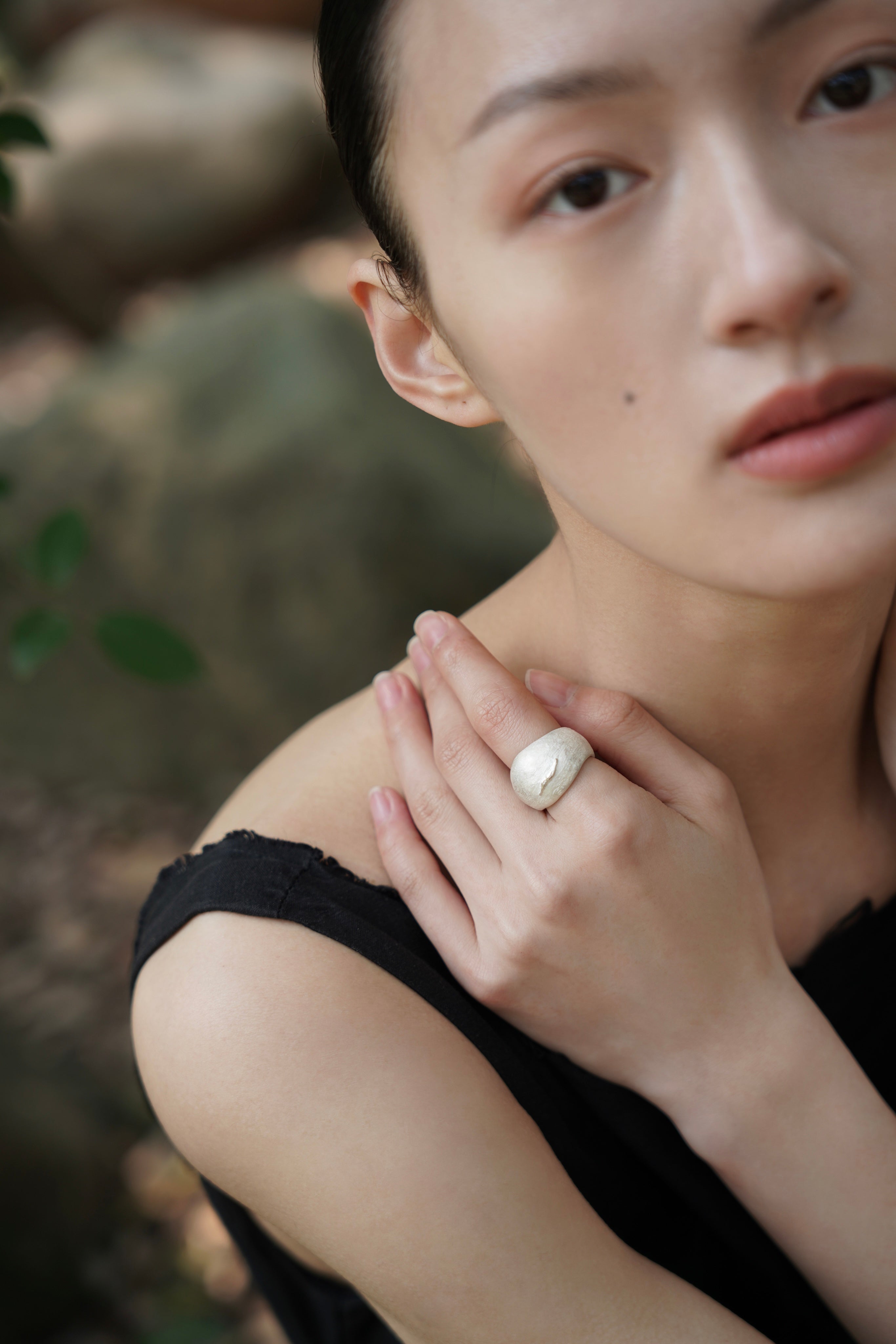 Water Leaf Hoop Ring