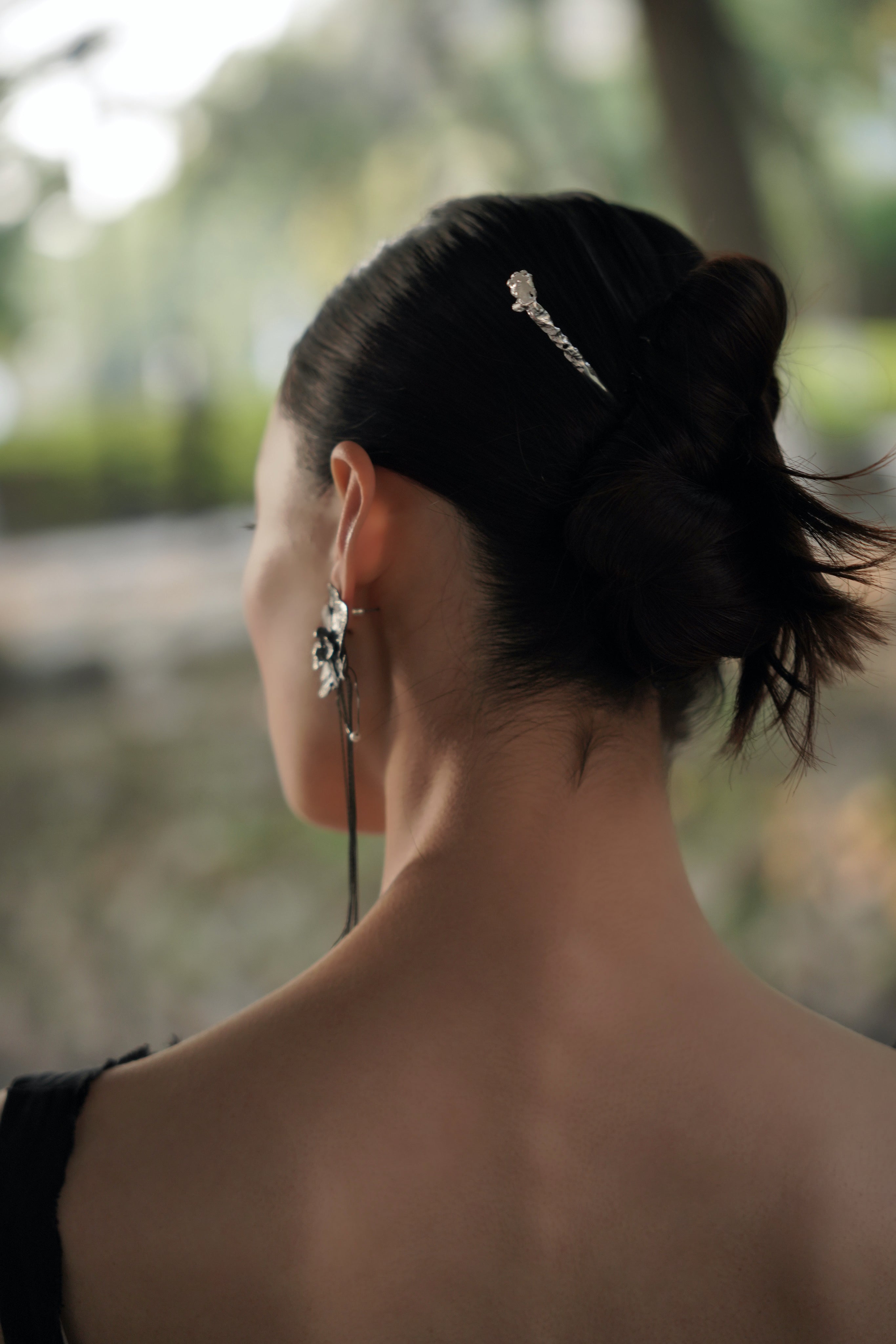 Black Gem Rose Hairpin