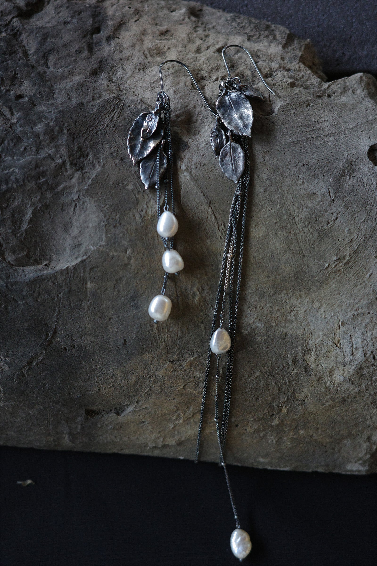 Leaf Stream Glow Earrings