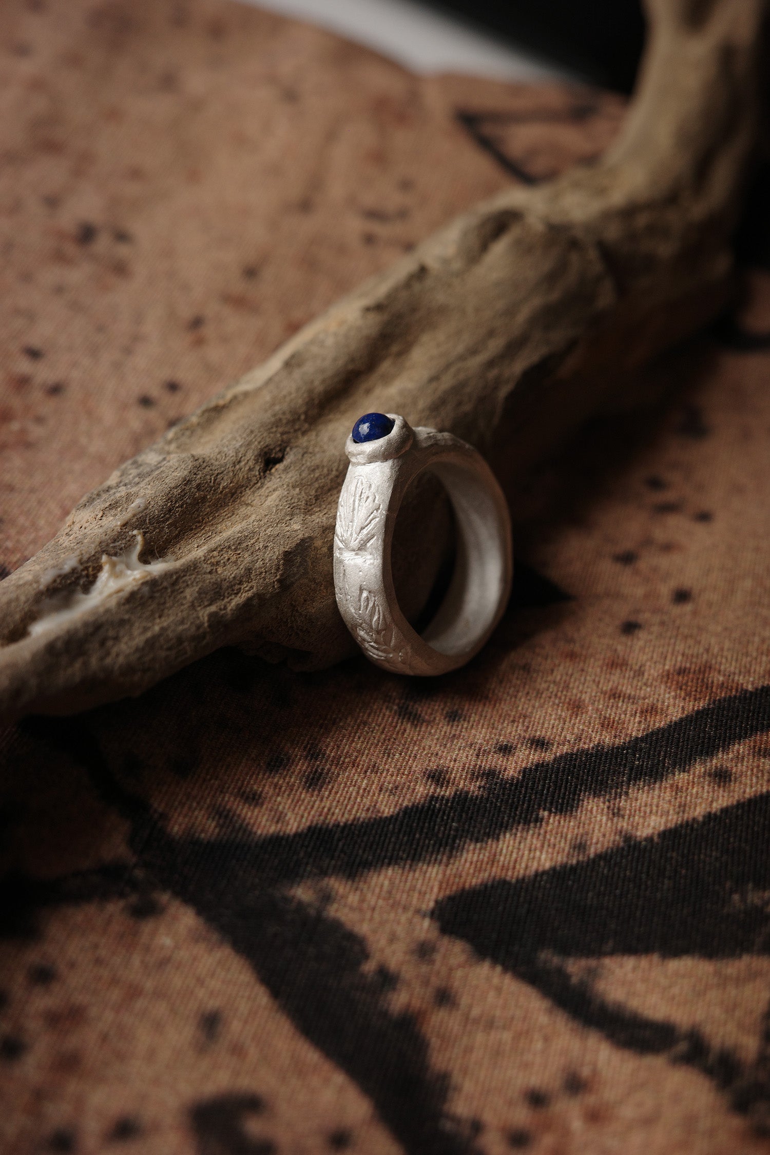 Pattern Shade Ring