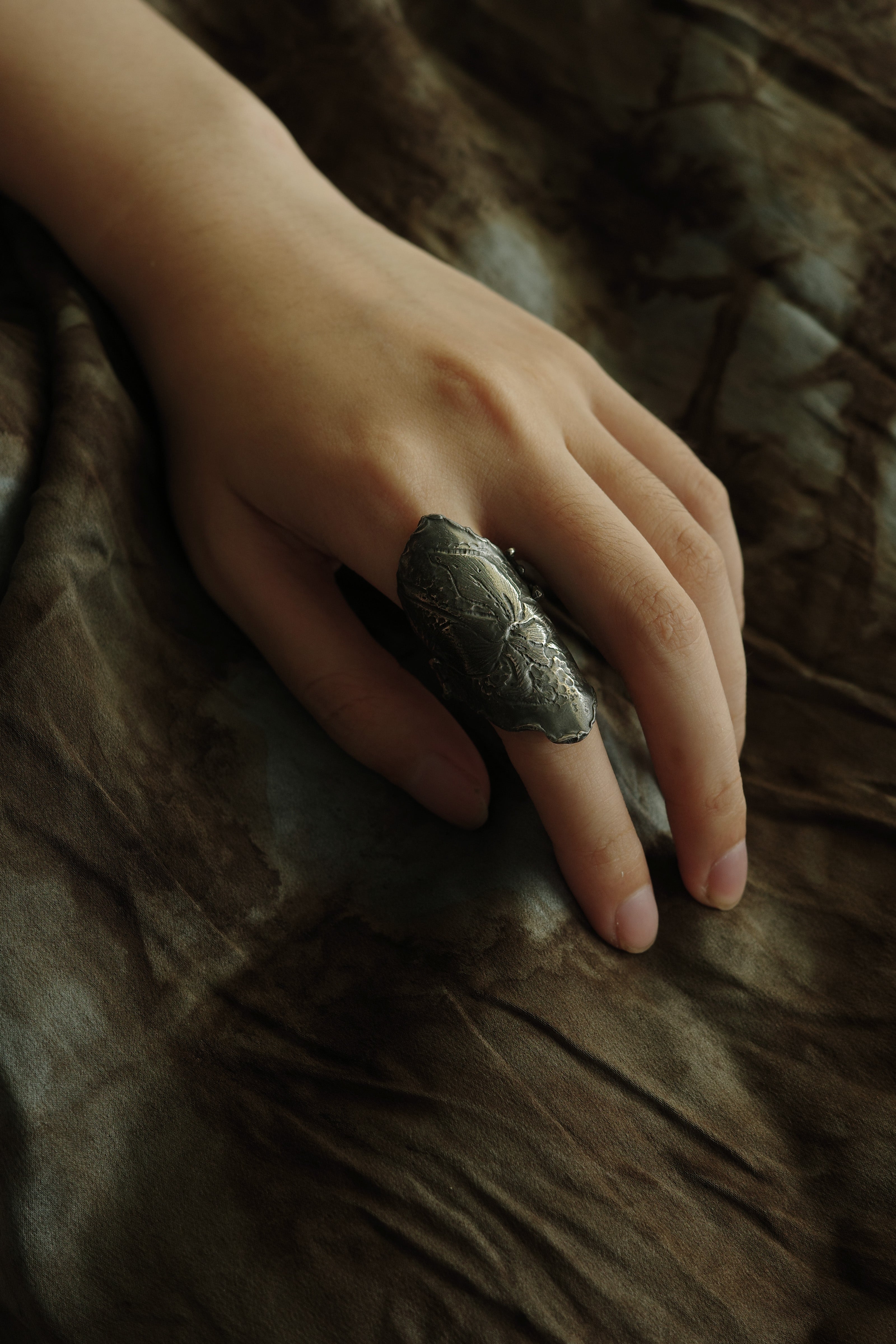 Iris Long Ring