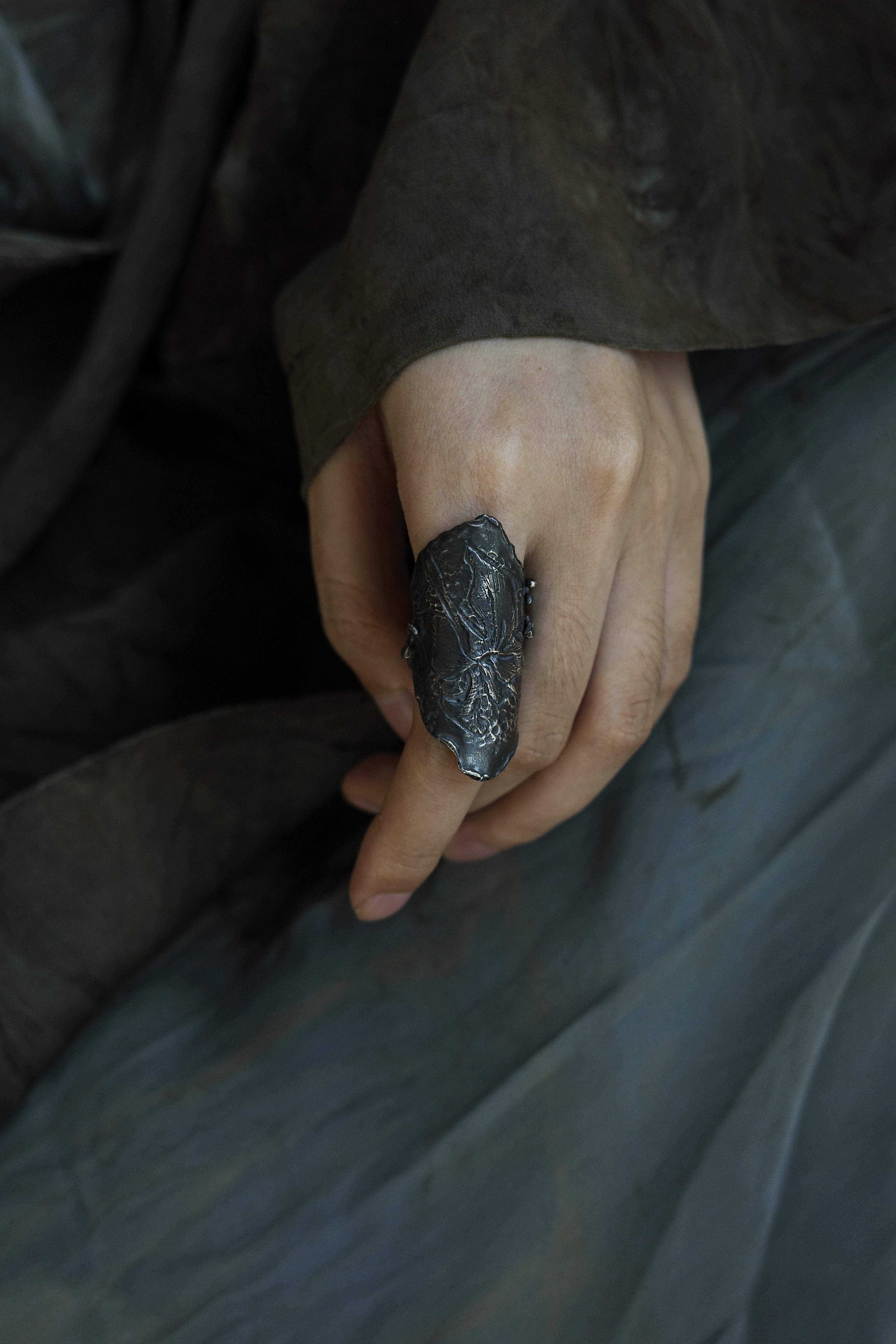 Iris Long Ring