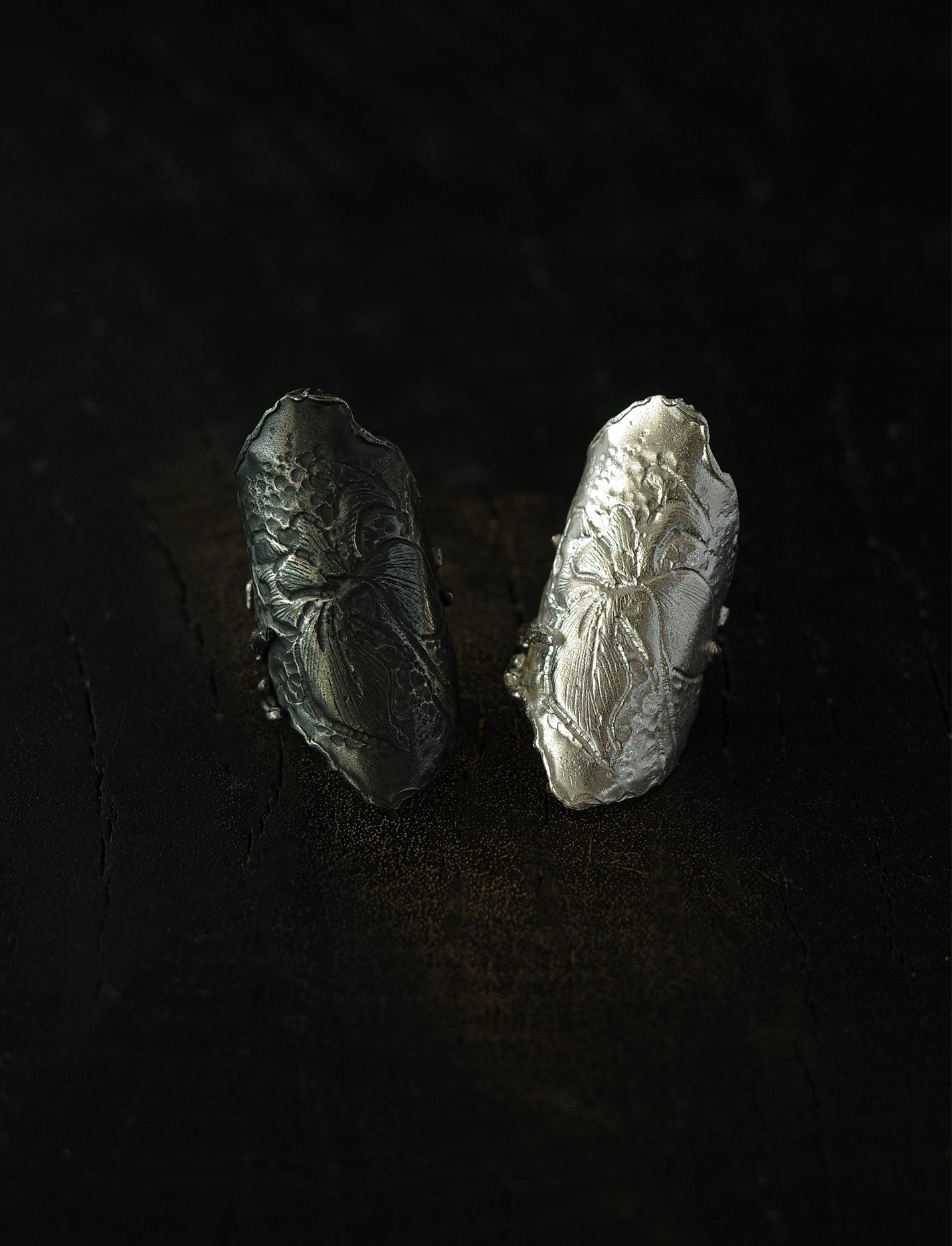 Iris Long Ring