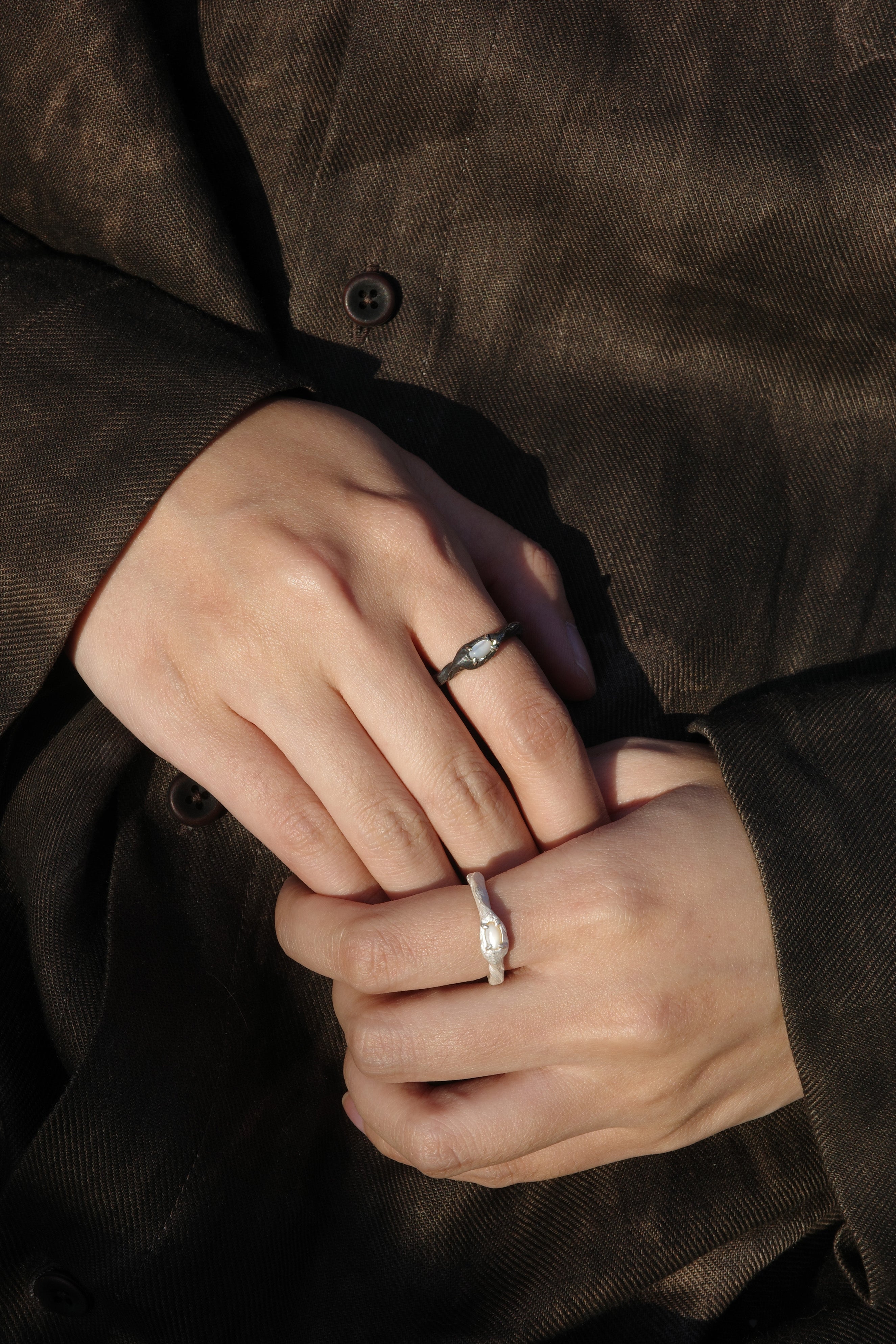 Light Ripple Ring
