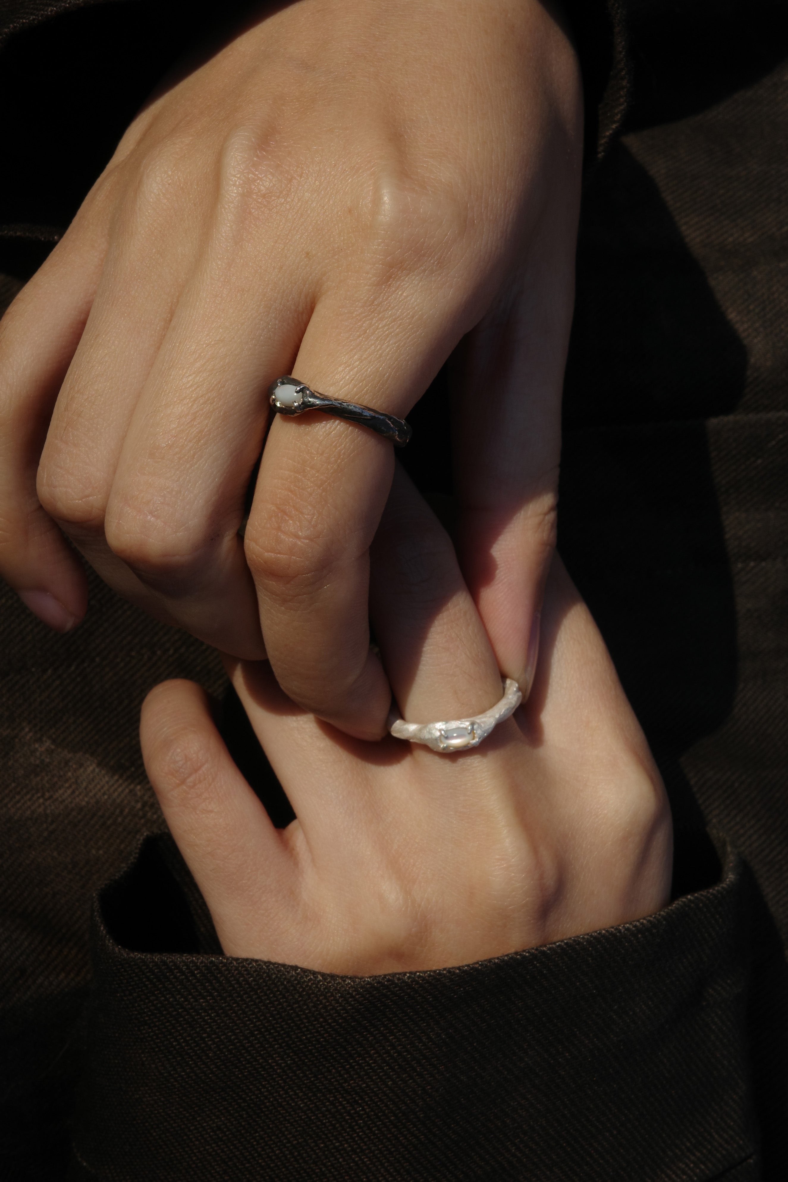 Light Ripple Ring