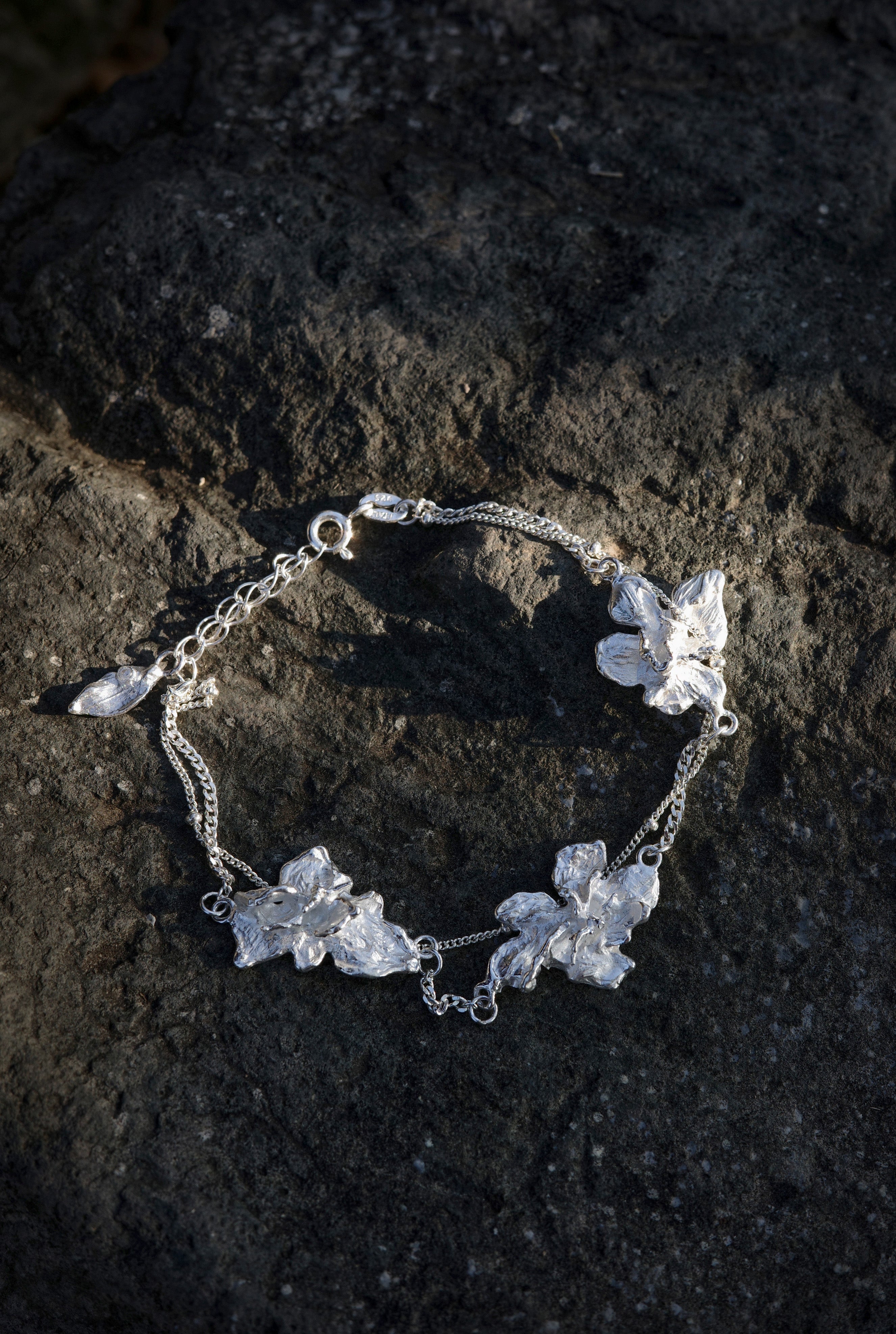Trace Bloom Bracelet