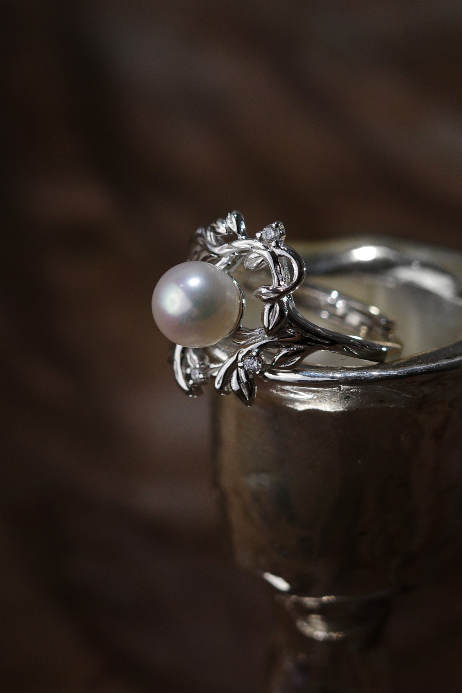 Vine Pearl Ring