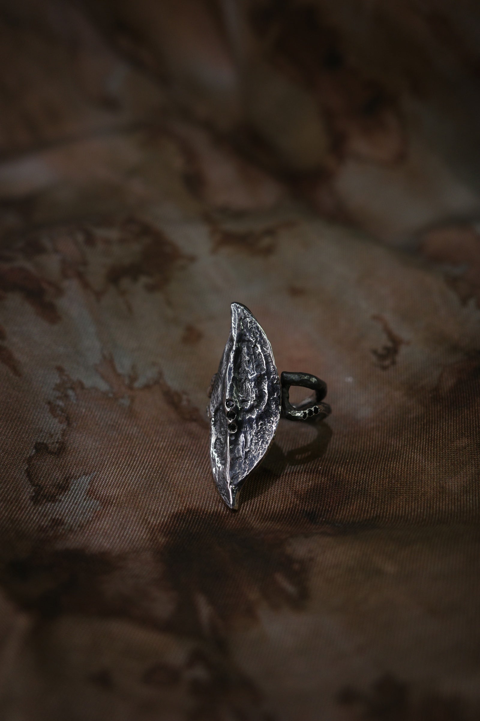 Vertical Broadleaf Ring