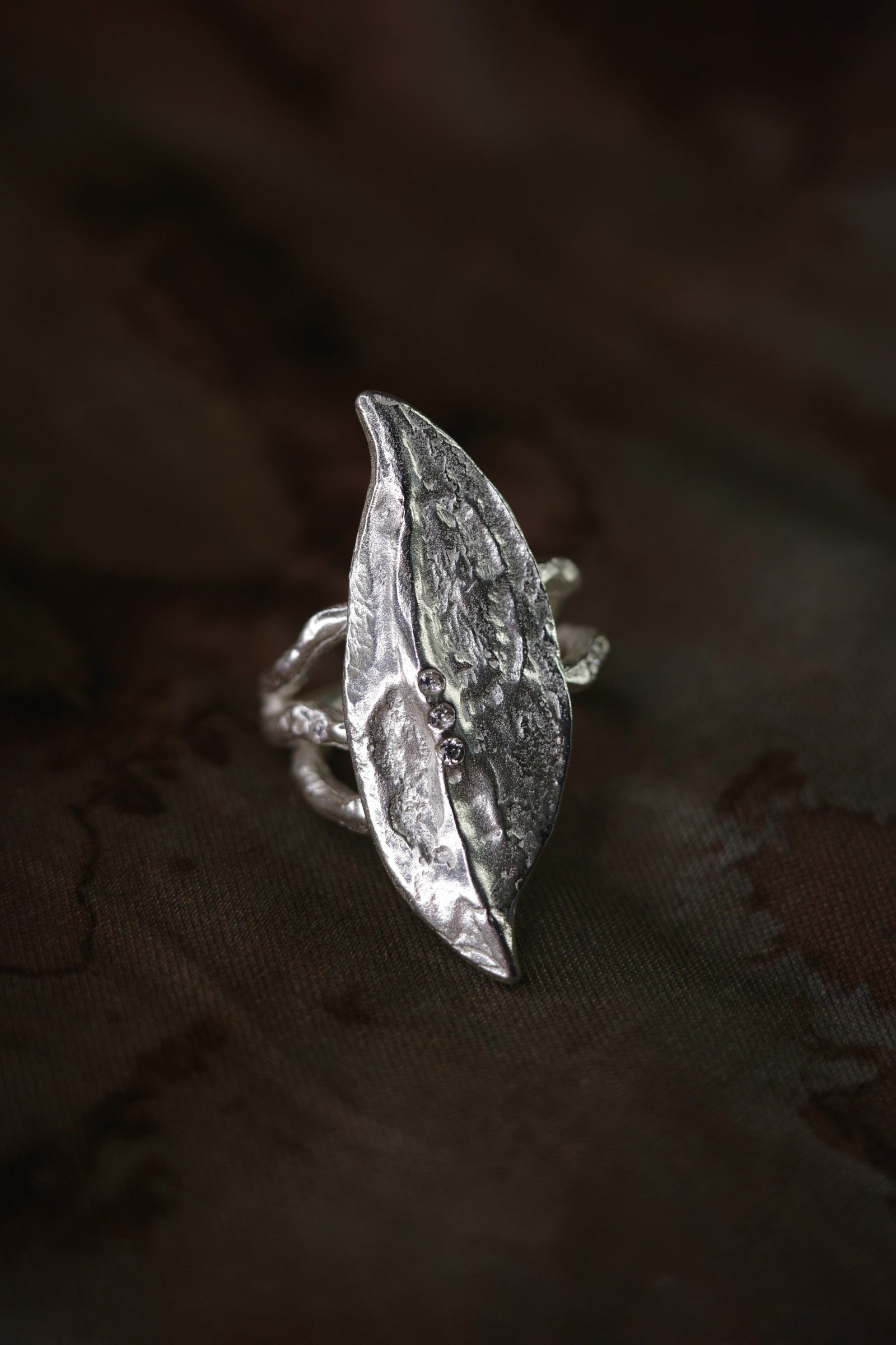 Vertical Broadleaf Ring