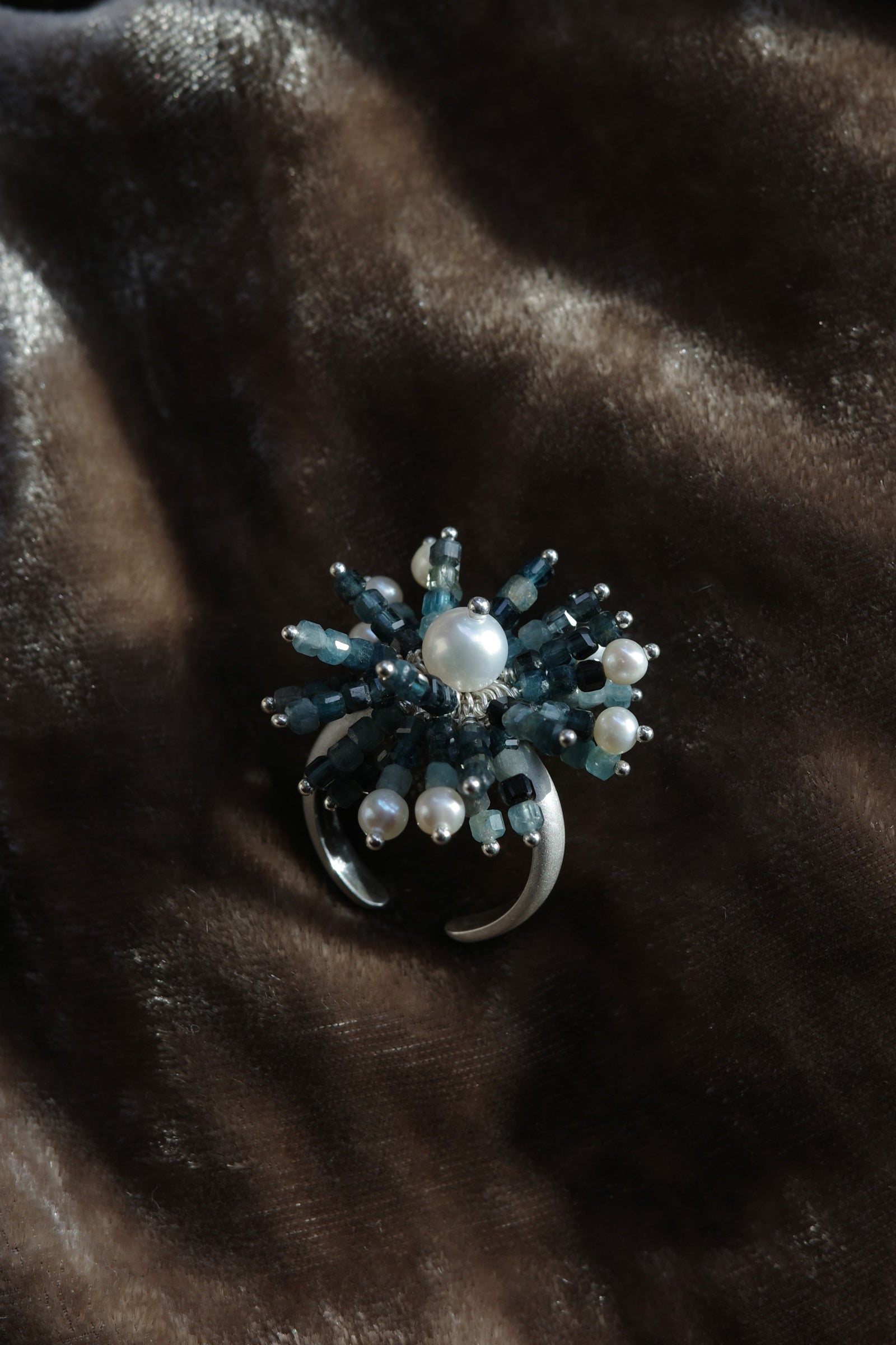 Wave Tassel Pearl Ring