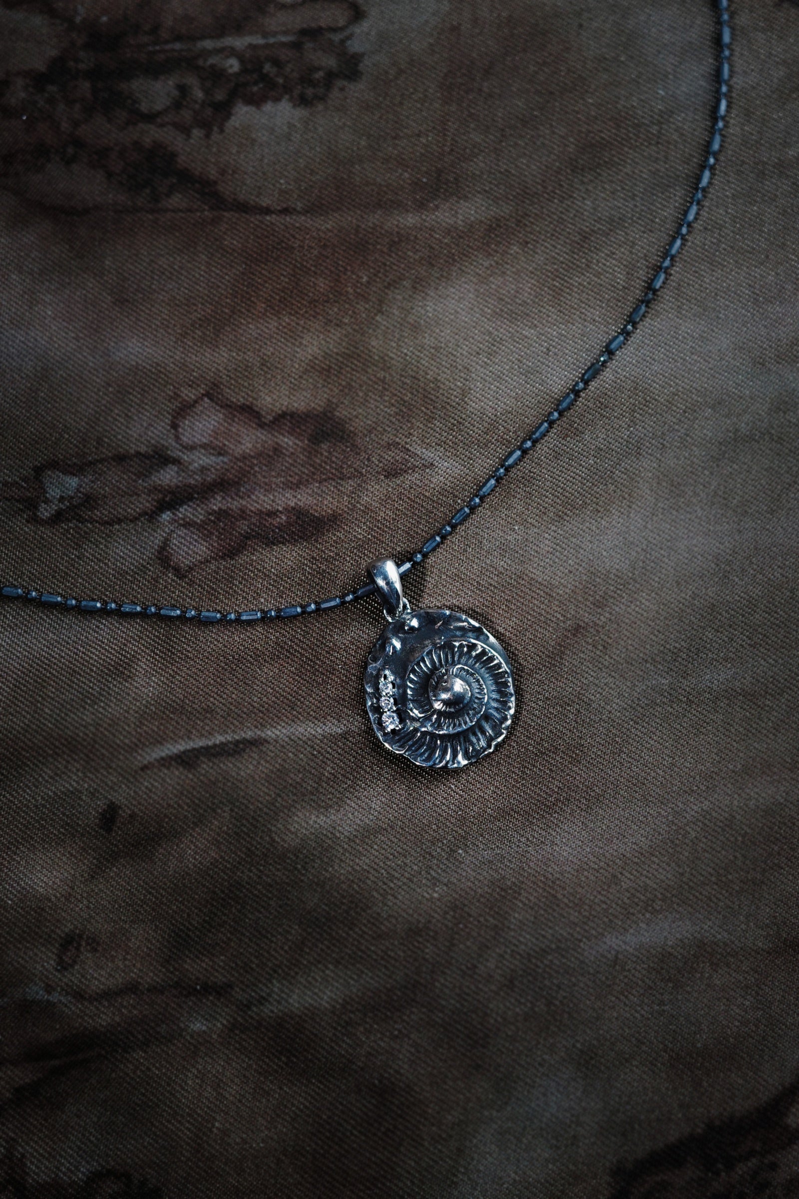 Shell Mark Time Necklace