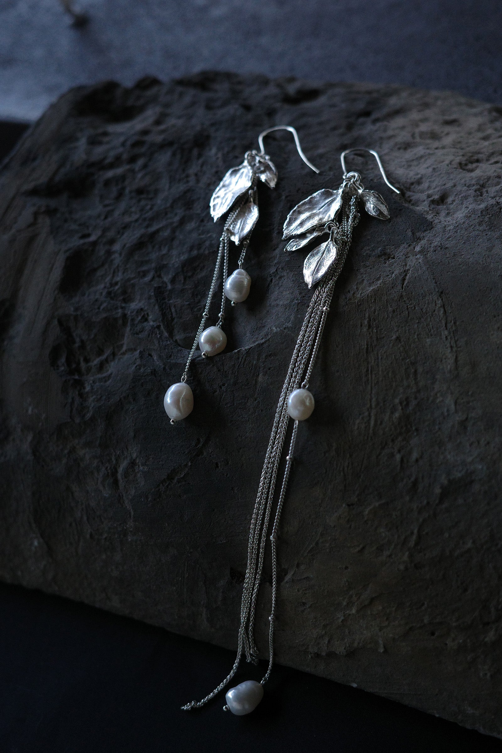 Leaf Stream Glow Earrings