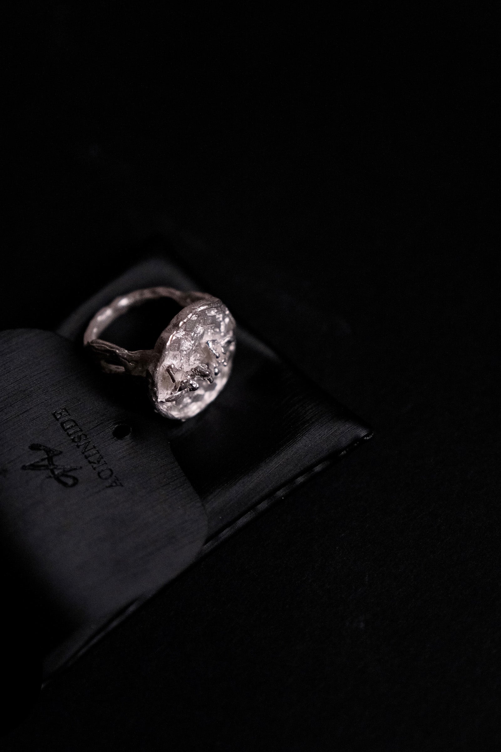 Iris Disk Ring