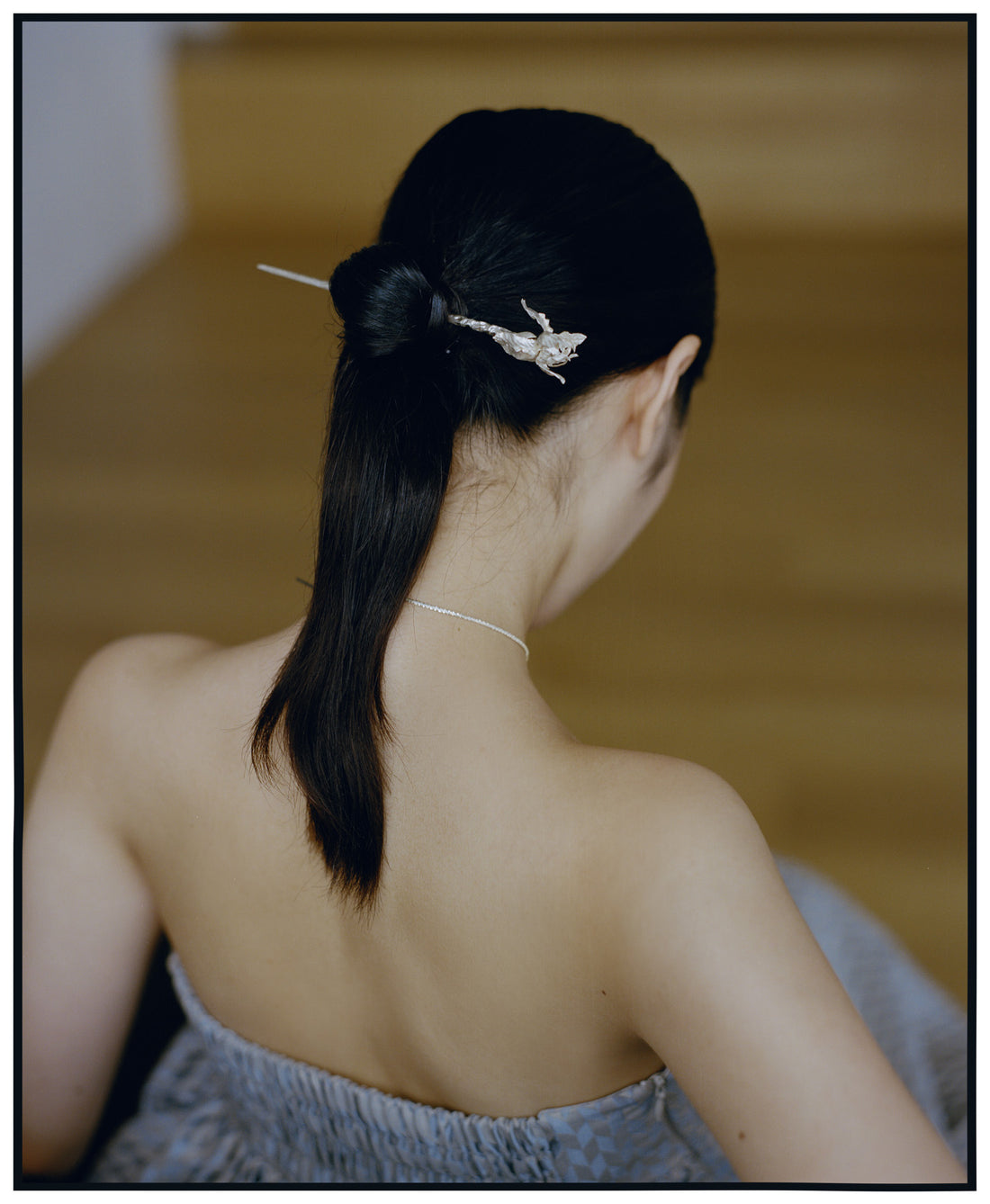 Iris Onyx Hairpin