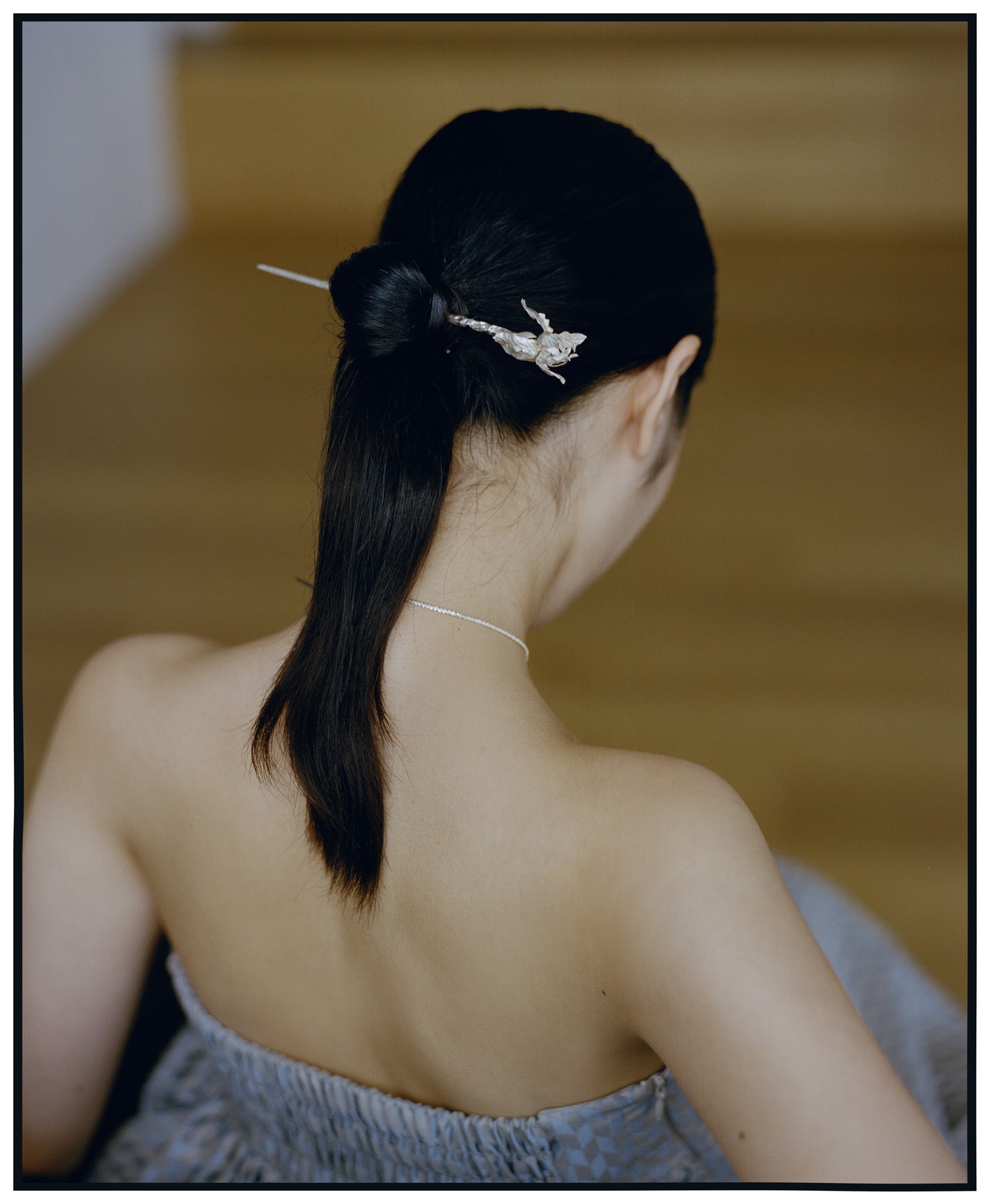 Iris Onyx Hairpin